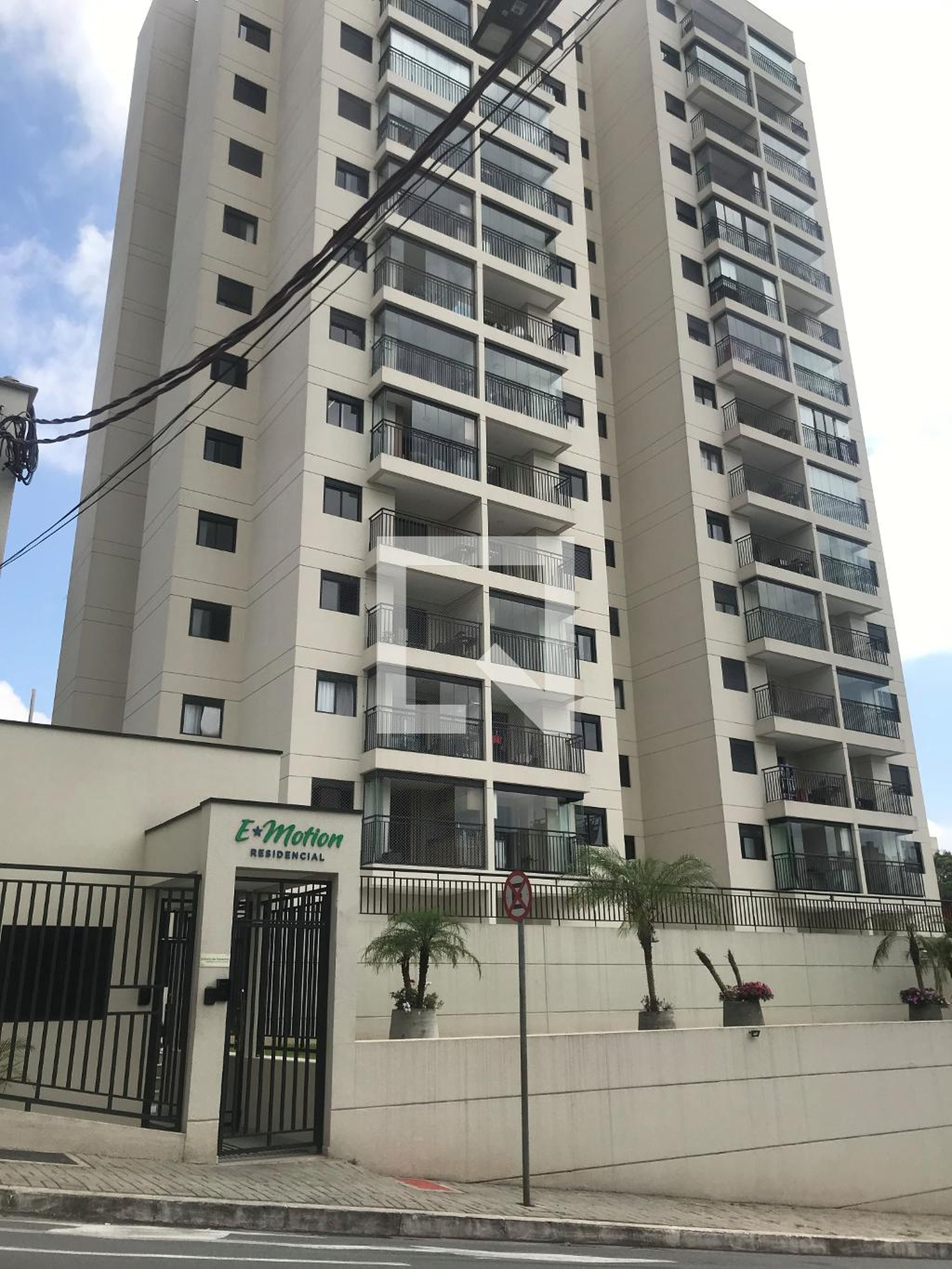 Fachada do Prédio Condomínio motion Residencial