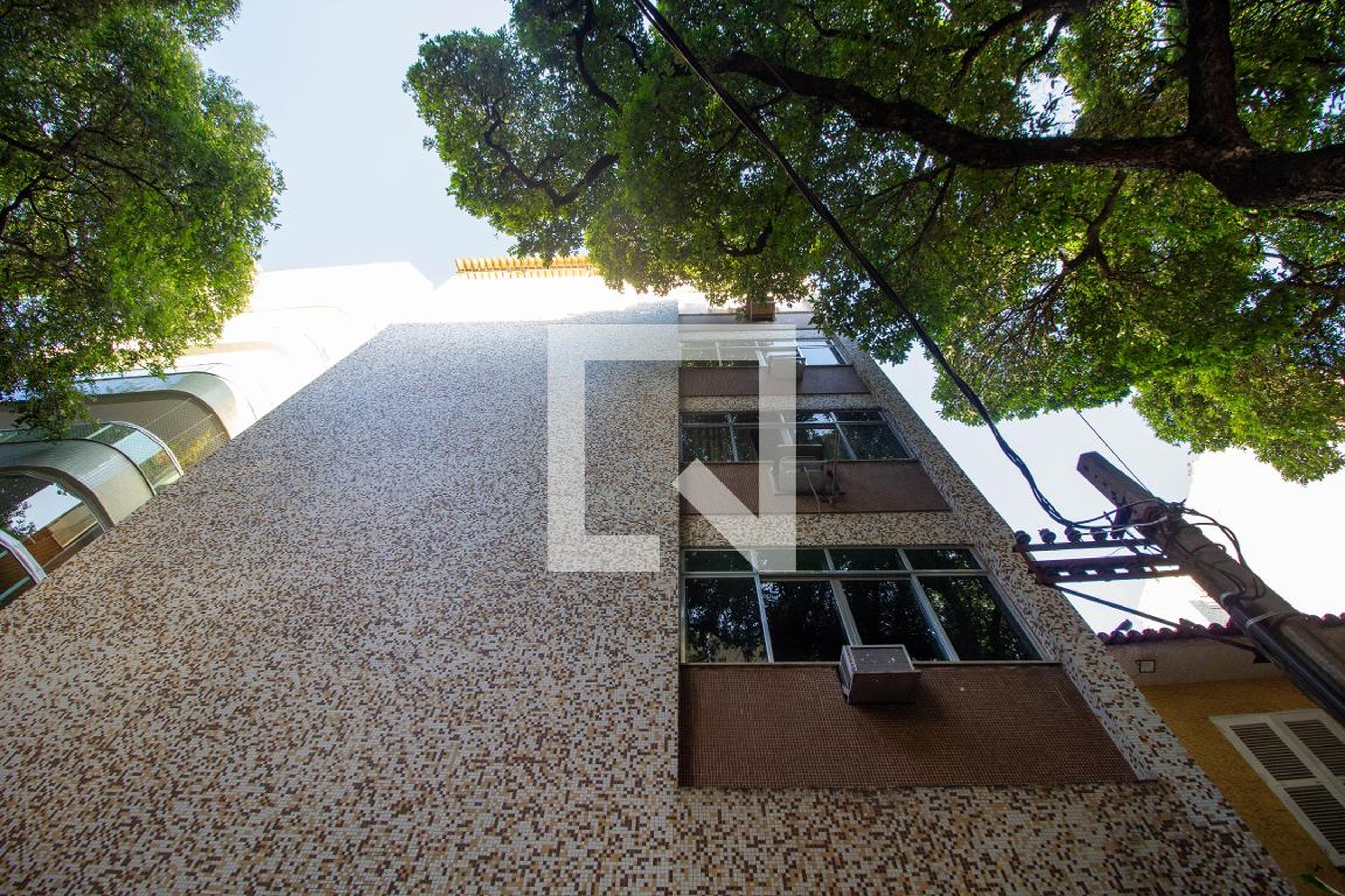 Fachada Edifício Cayenna