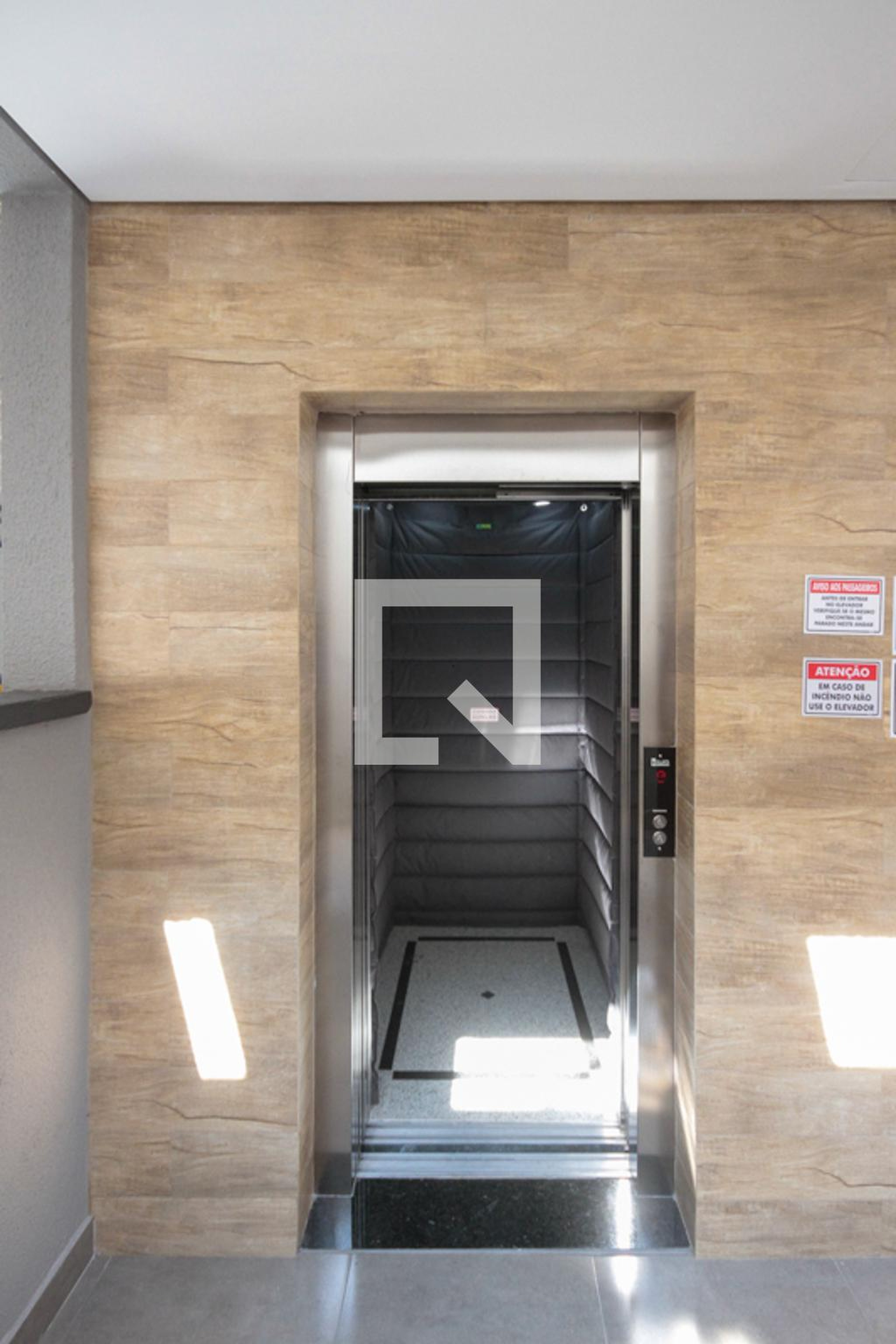 elevador - Residencial Ferreirim