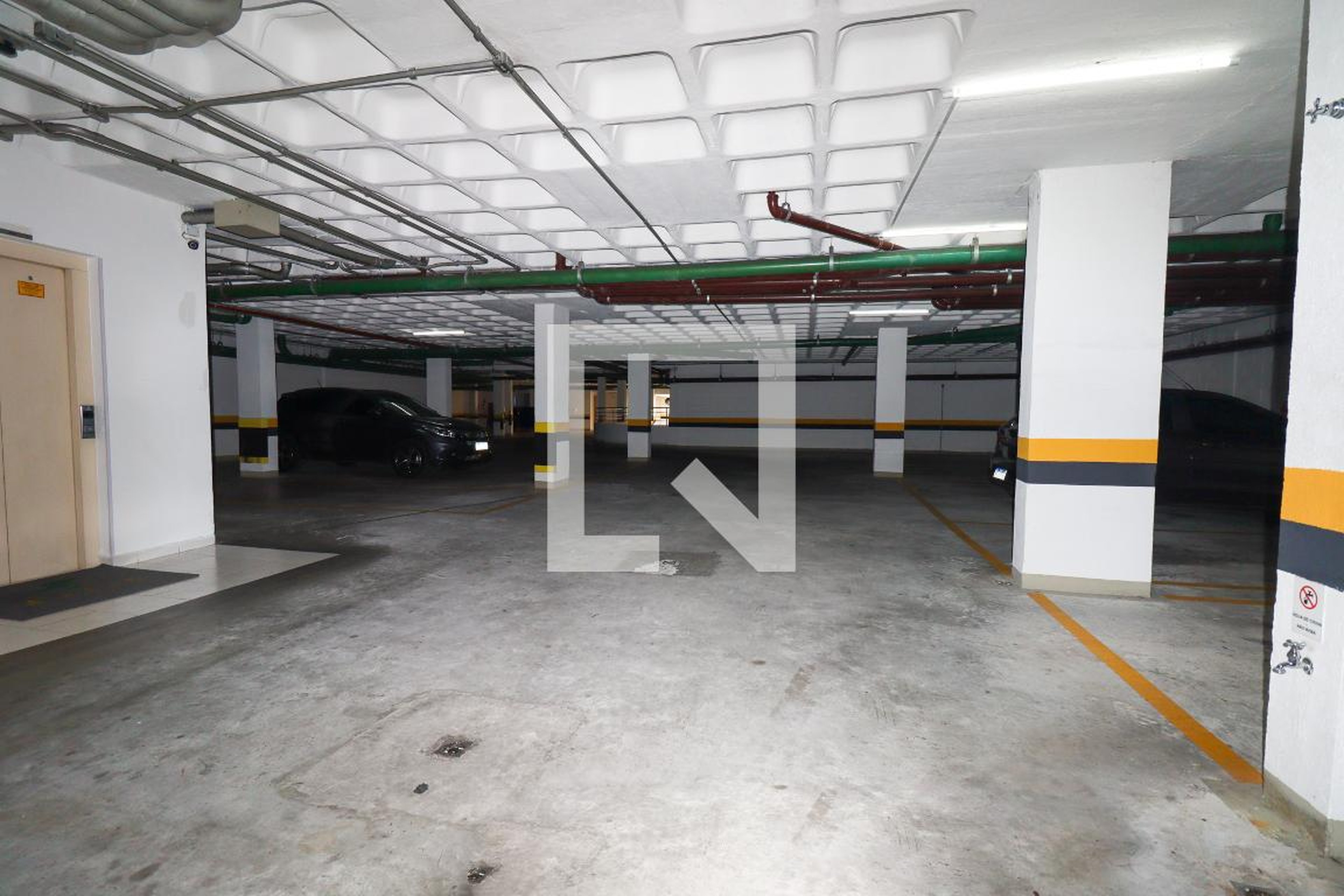 Área externa - Arbos