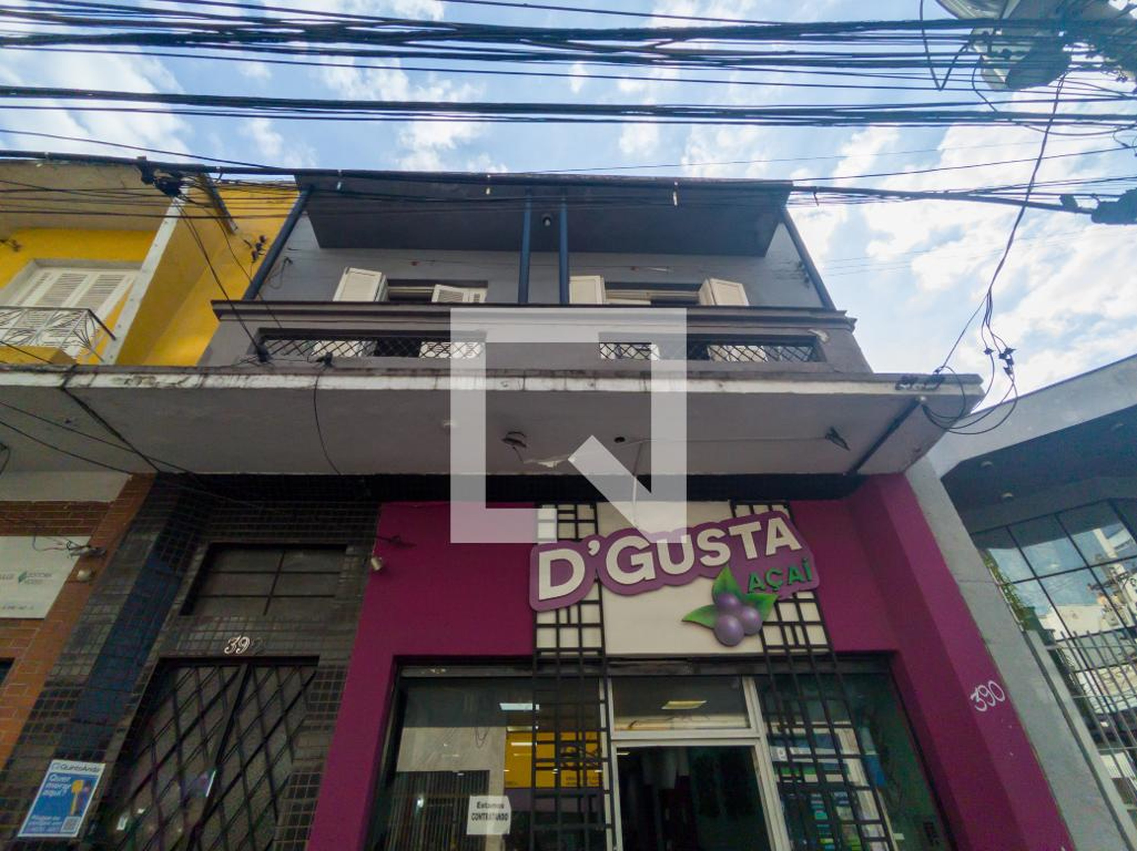 Fachada Condomínio em Rua Nossa Senhora da Lapa, 292