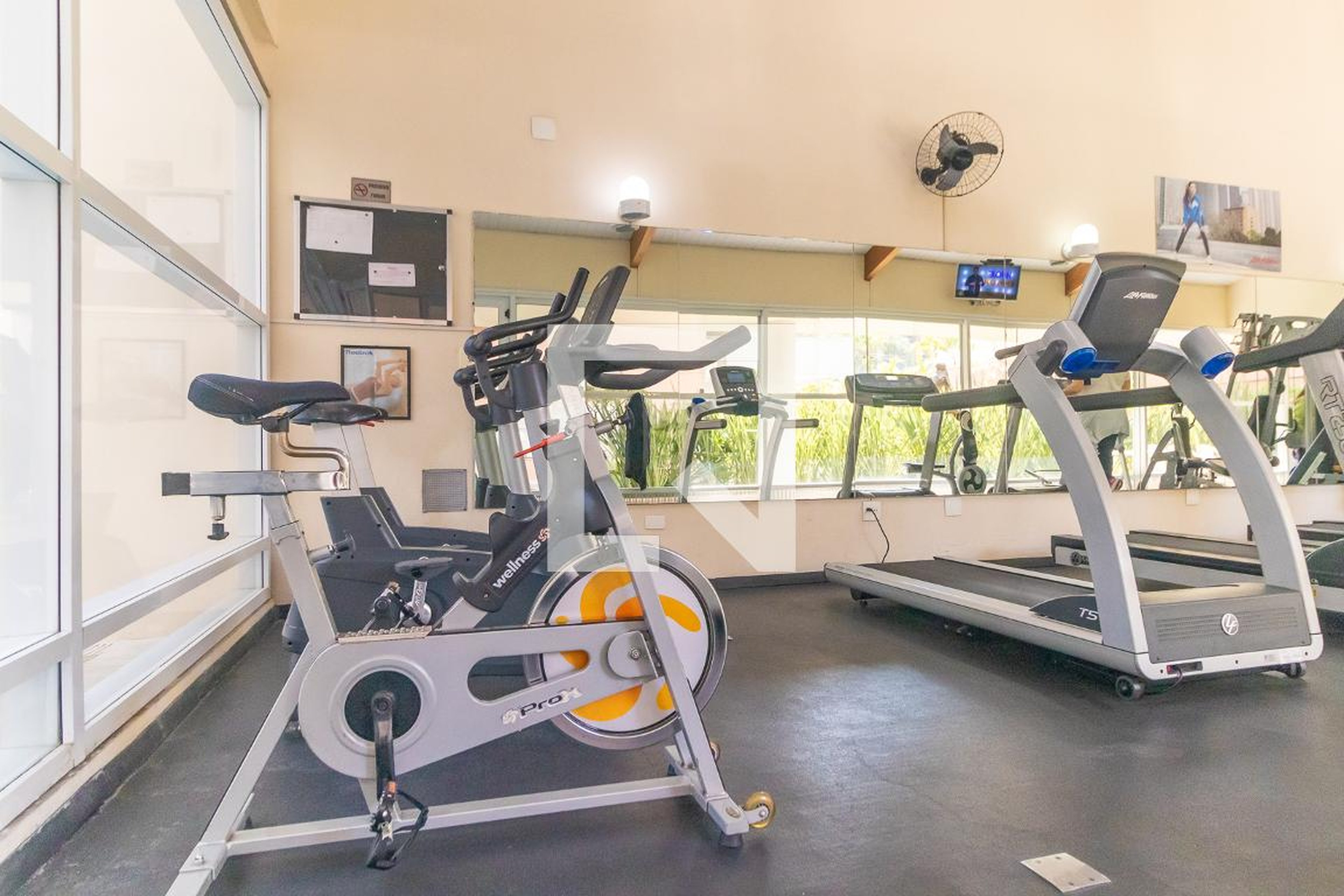 Academia - Edifício The Summit