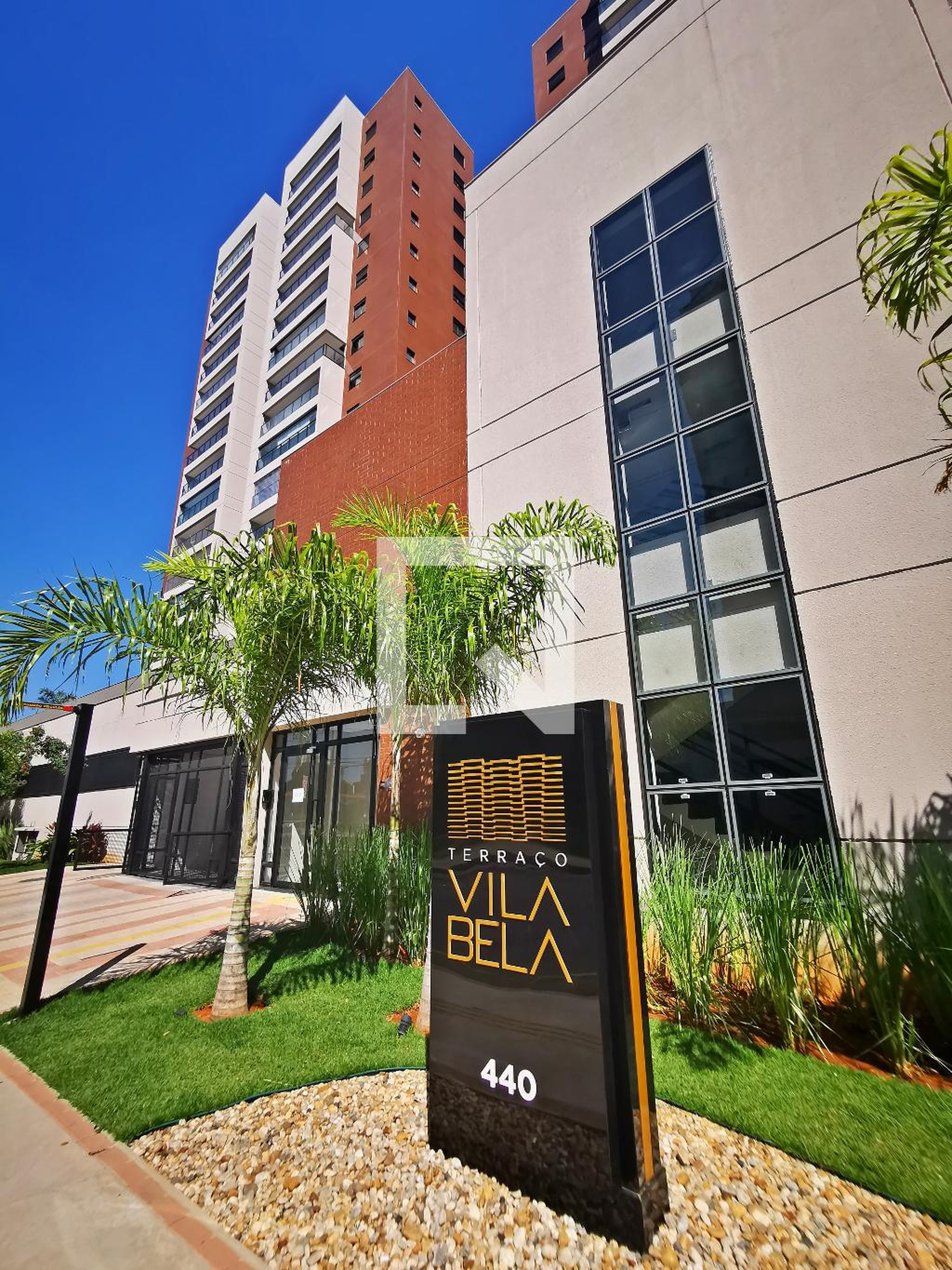 Fachada Condomínio Villa Bella