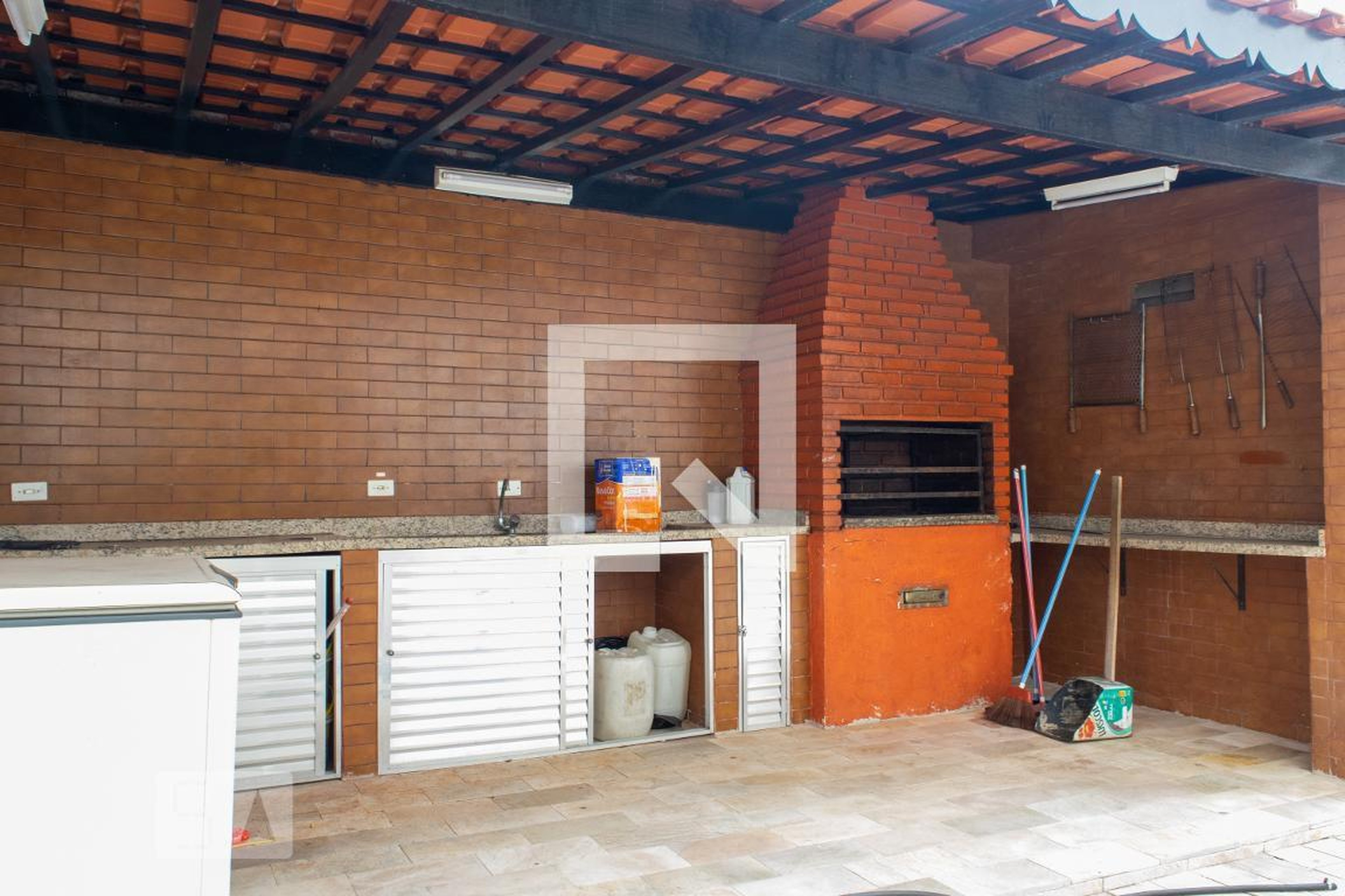 Churrasqueira - Edifício Jardim Reno