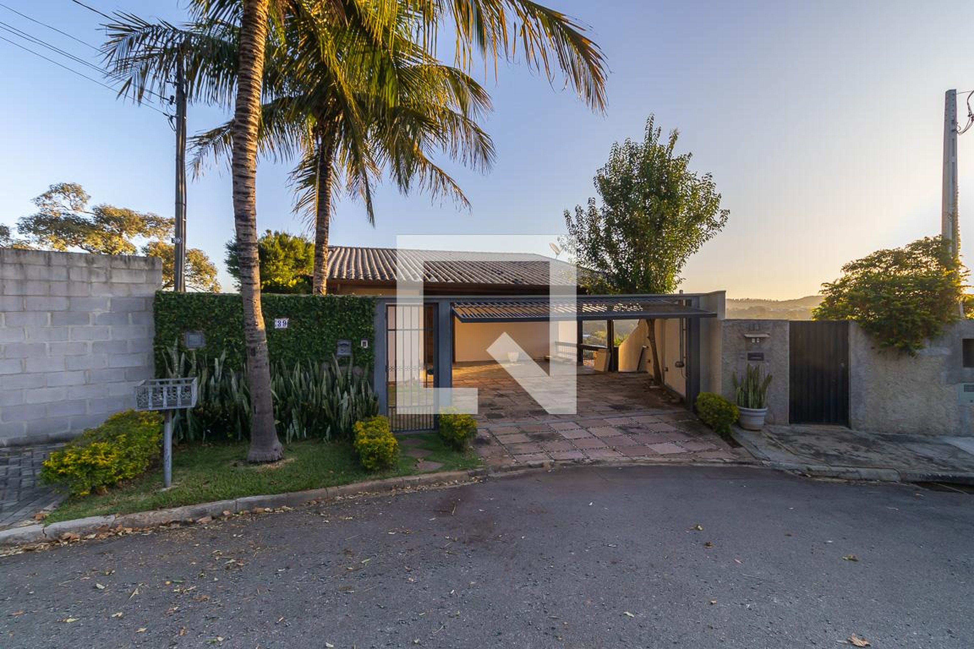 Fachada Condomínio em Rua Dom Francisco de Campos Barreto, 39