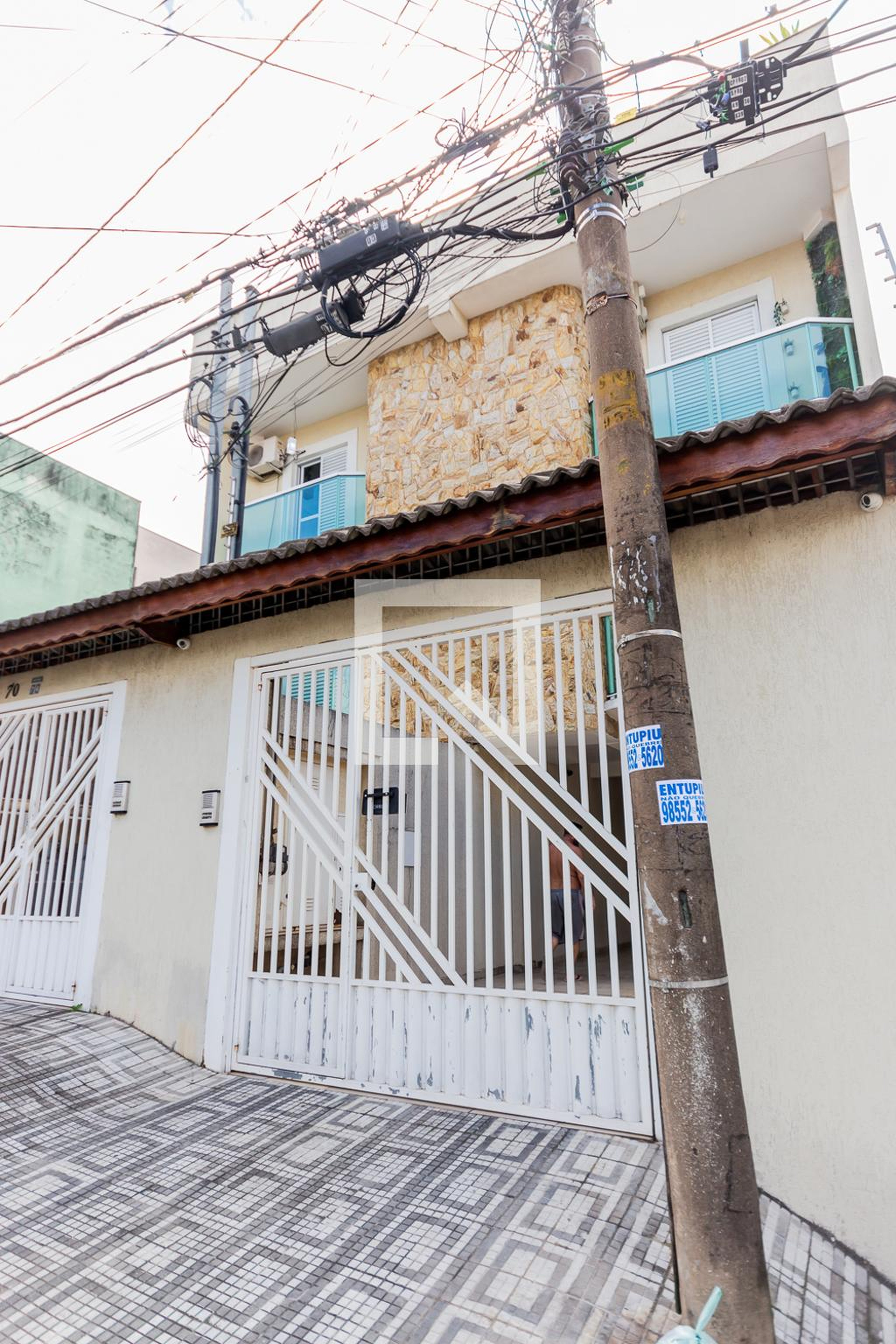 Fachada Condomínio em Rua Paquequer, 68