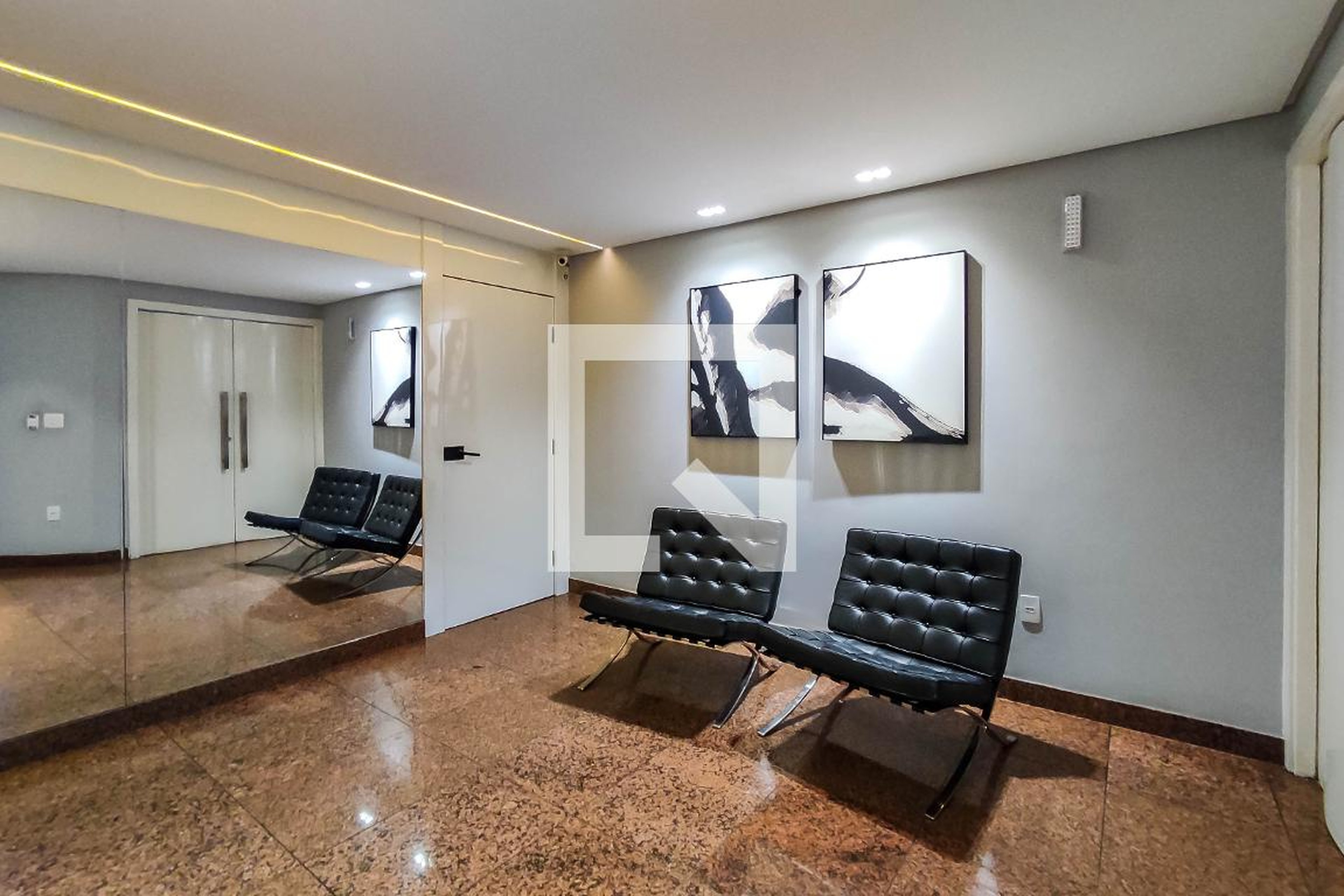 Hall de entrada - Edifício Via Frattina