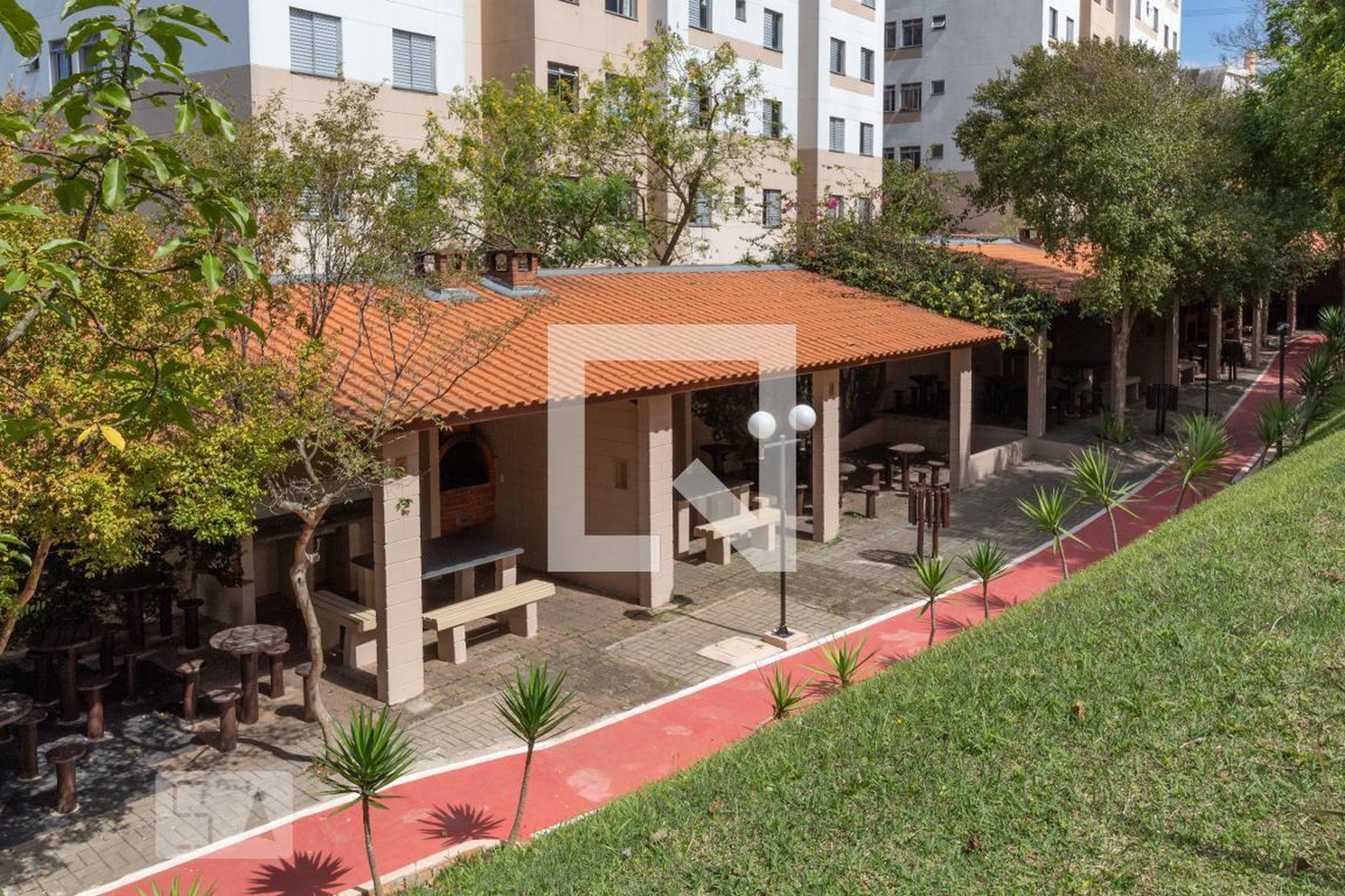 Area Comum - Jardins e Quintais