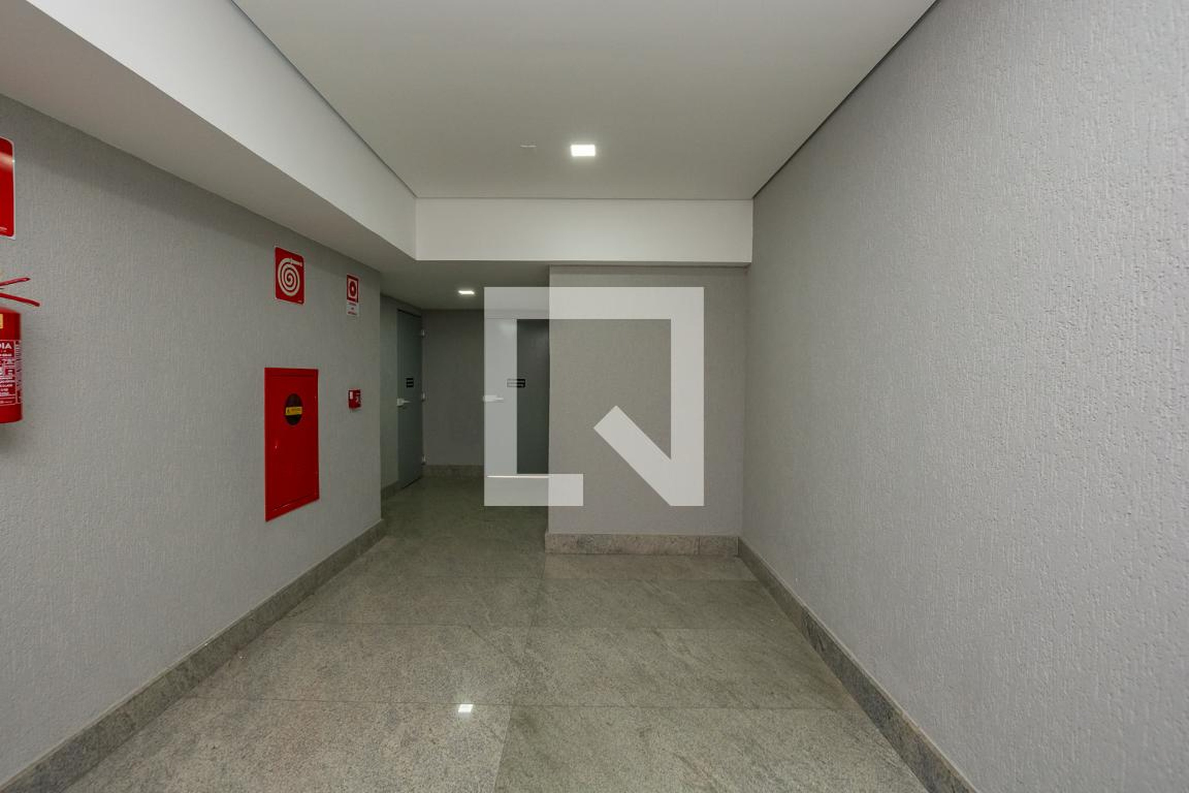 Hall de entrada - Edifício Residencial Barcelona