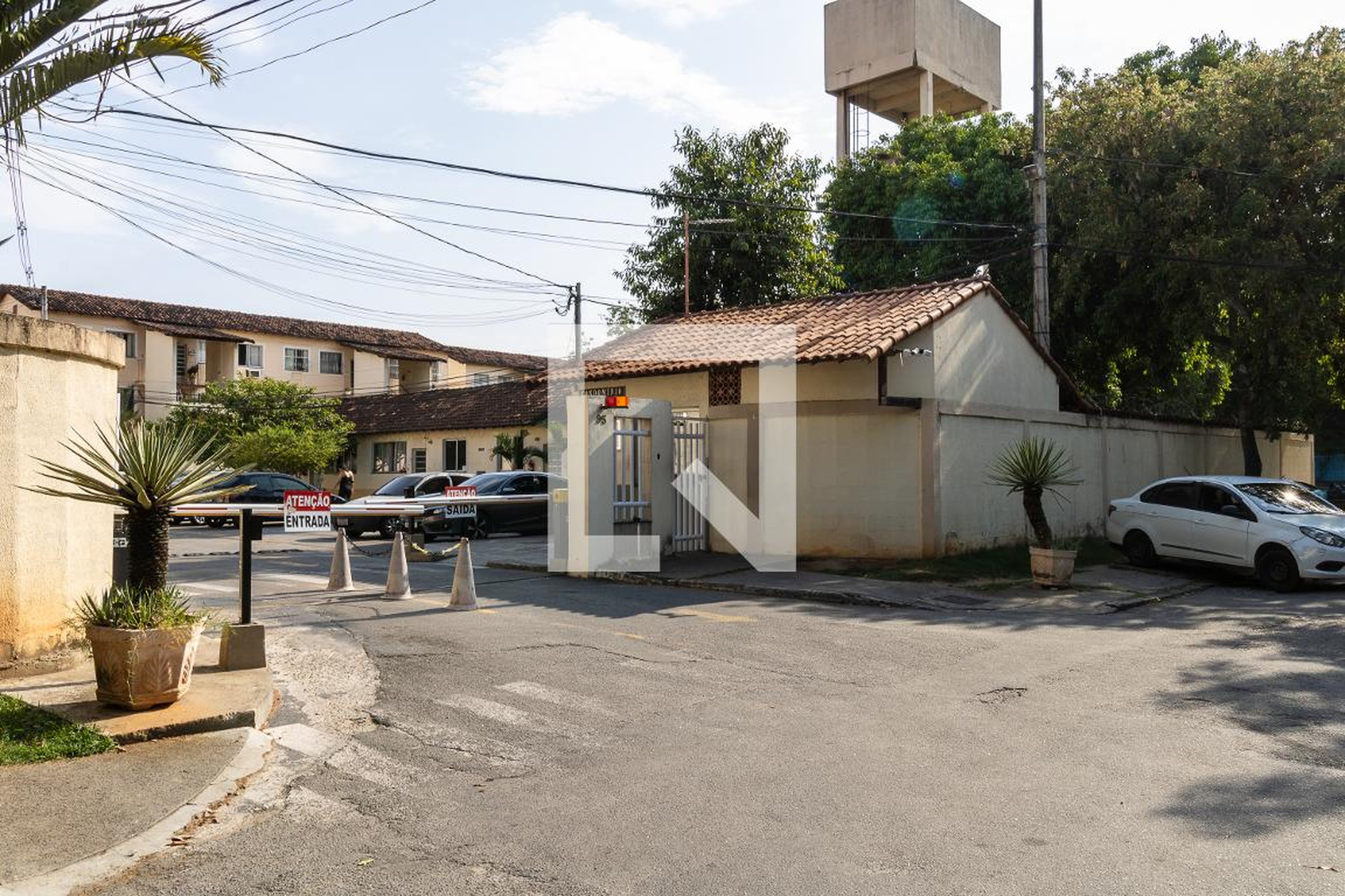 Fachada do condomínio Condomínio Trieste