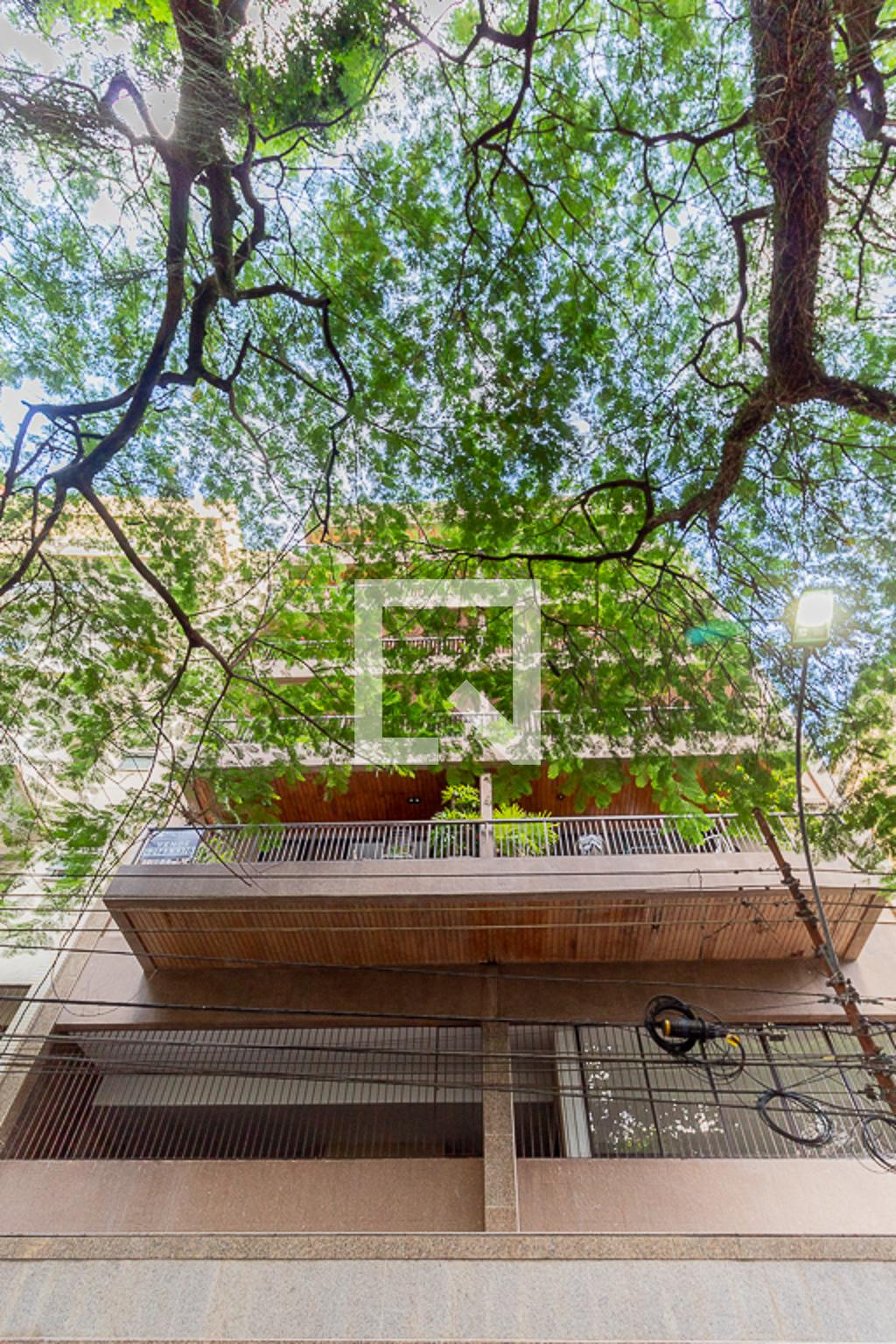 Fachada Edifício Illha de Patmos