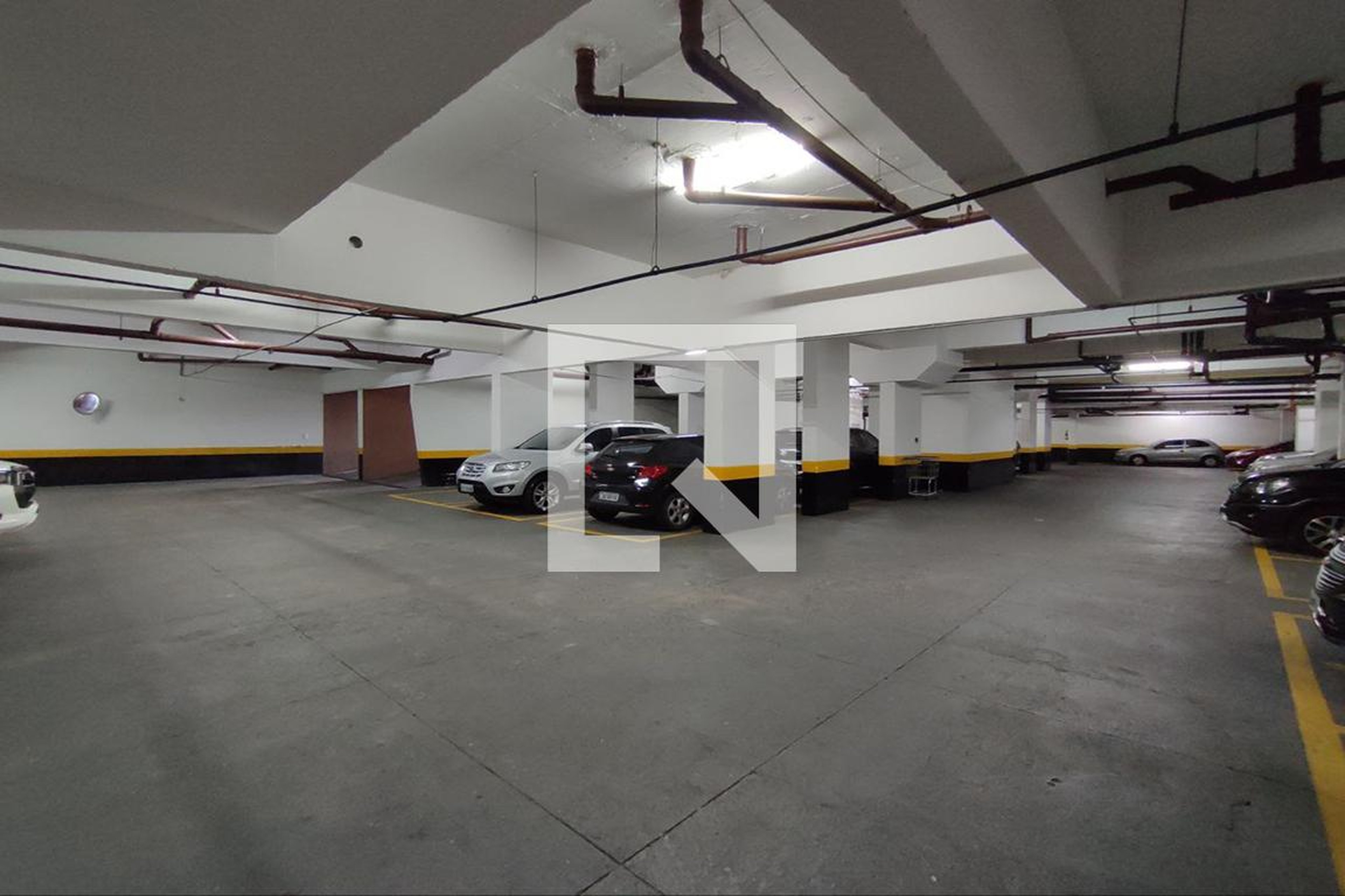 Estacionamento - Edifício Menphis