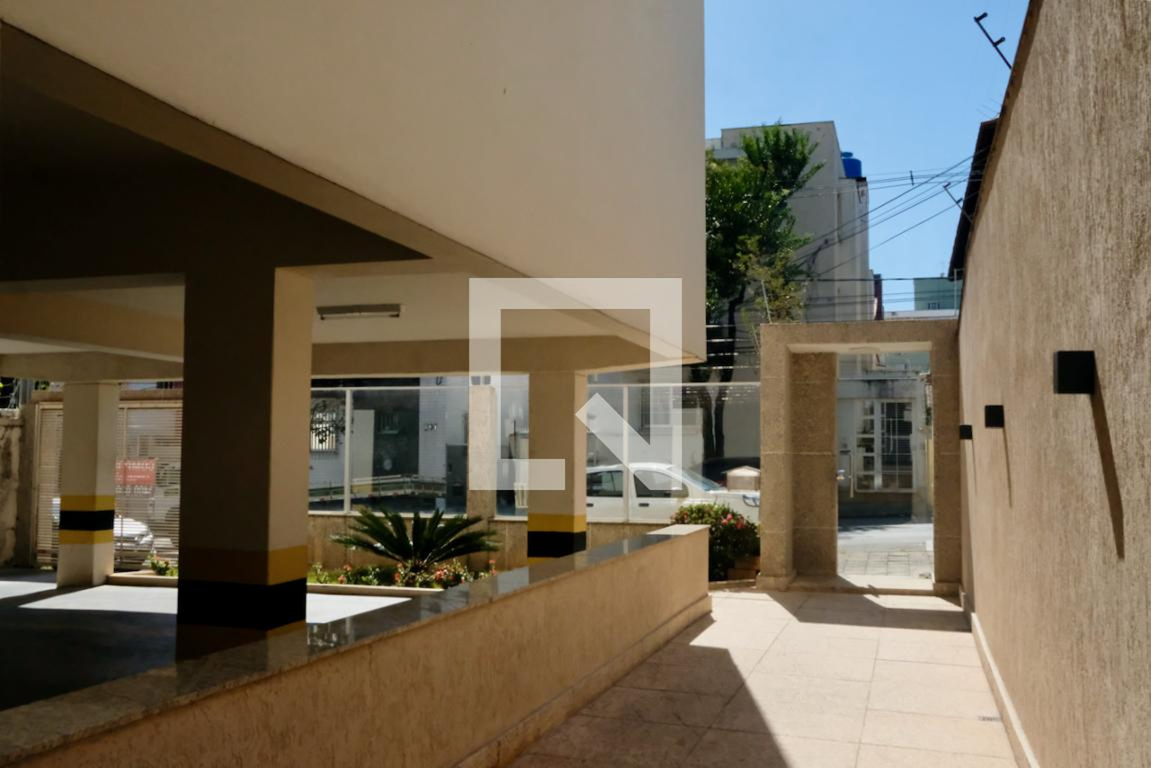 Fachada do Prédio Condomínio em Rua Doutor Júlio Otaviano Ferreira, 284