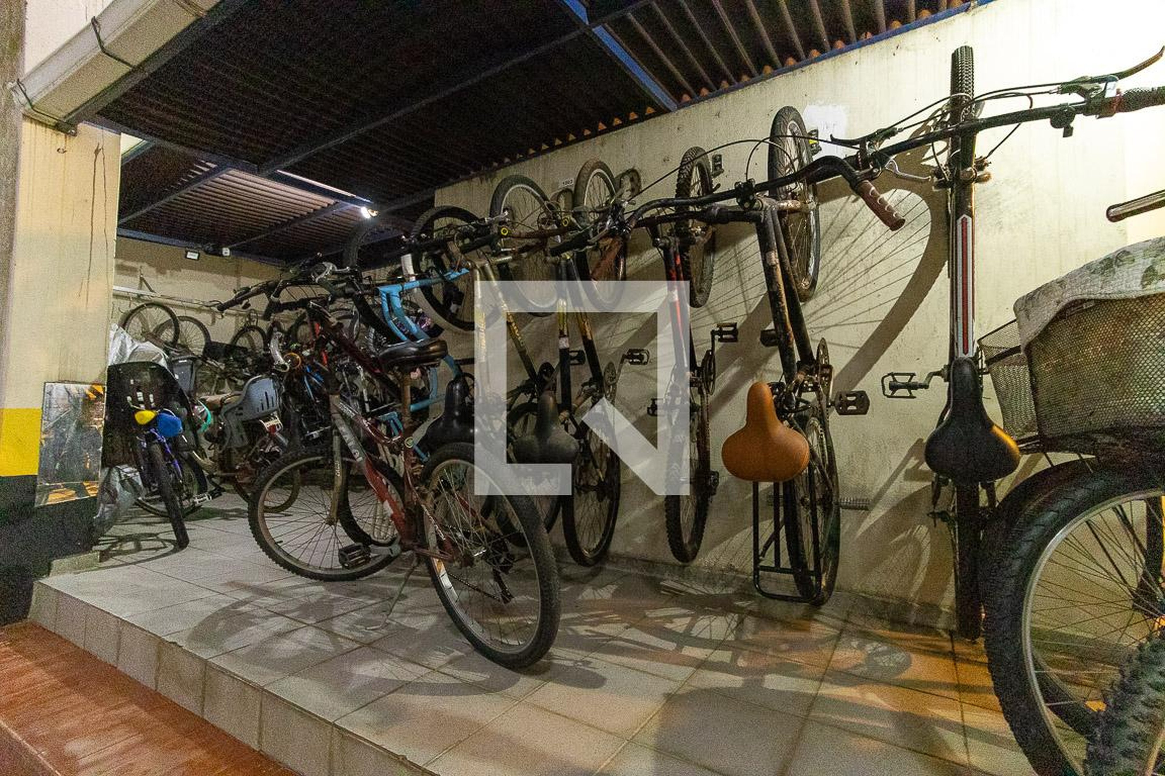 Bicicletário - Solar Antônio Arcoverde