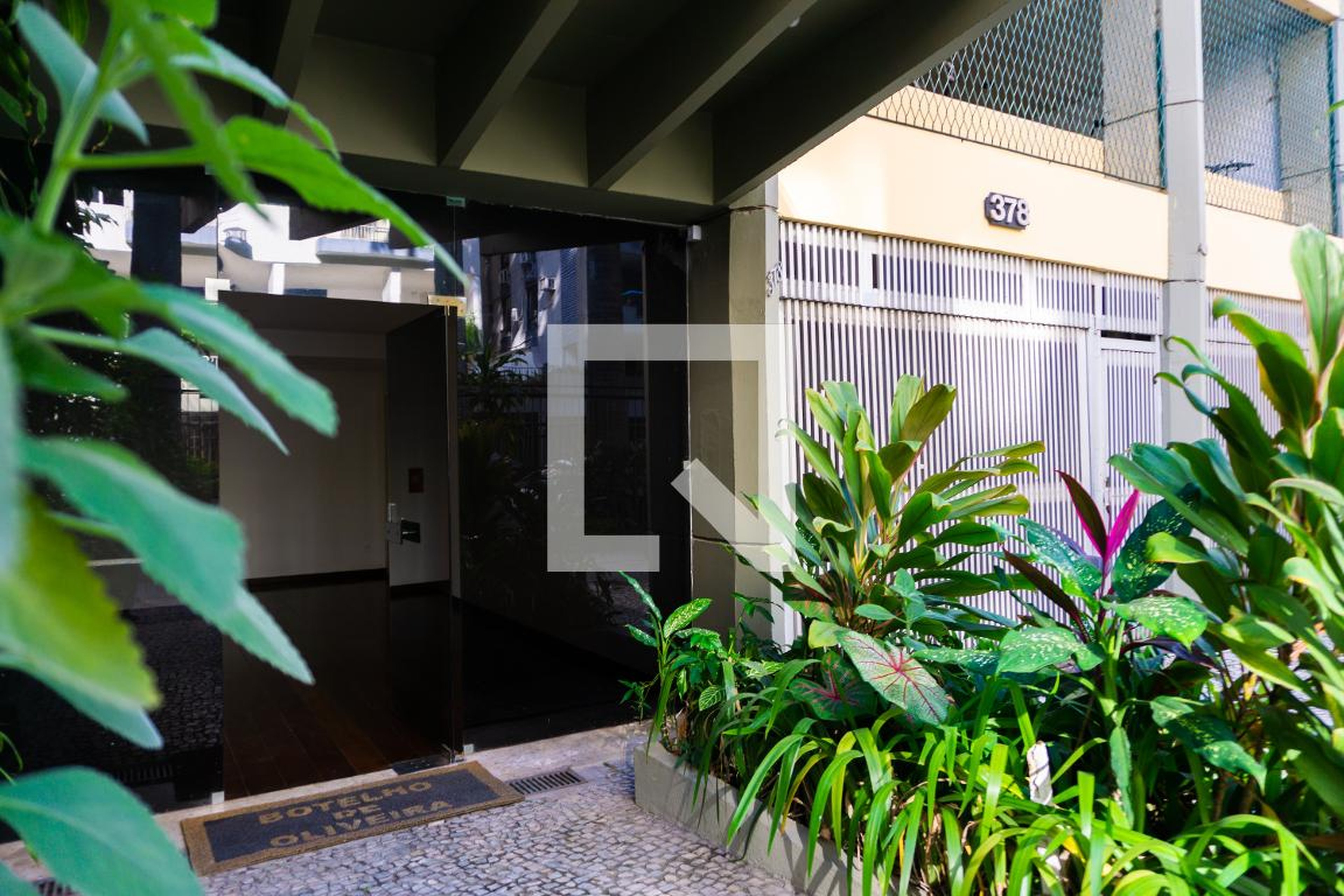 Entrada - Botelho de Oliveira