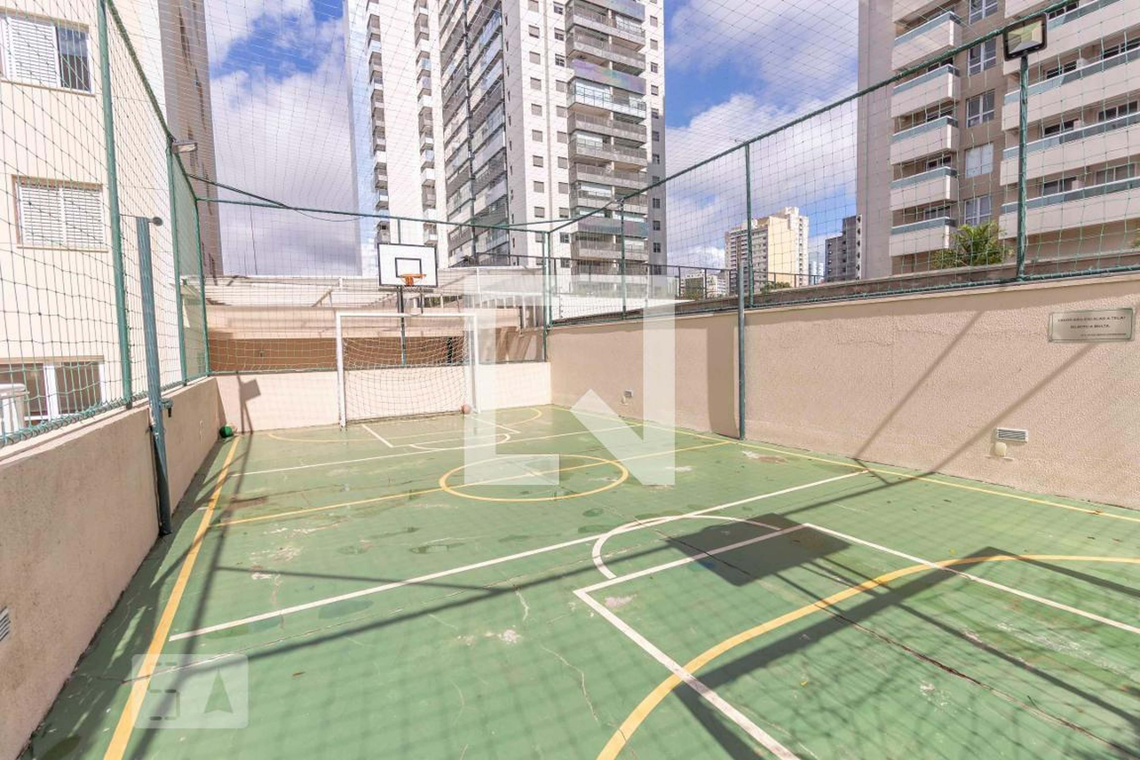 Quadra - West Palace