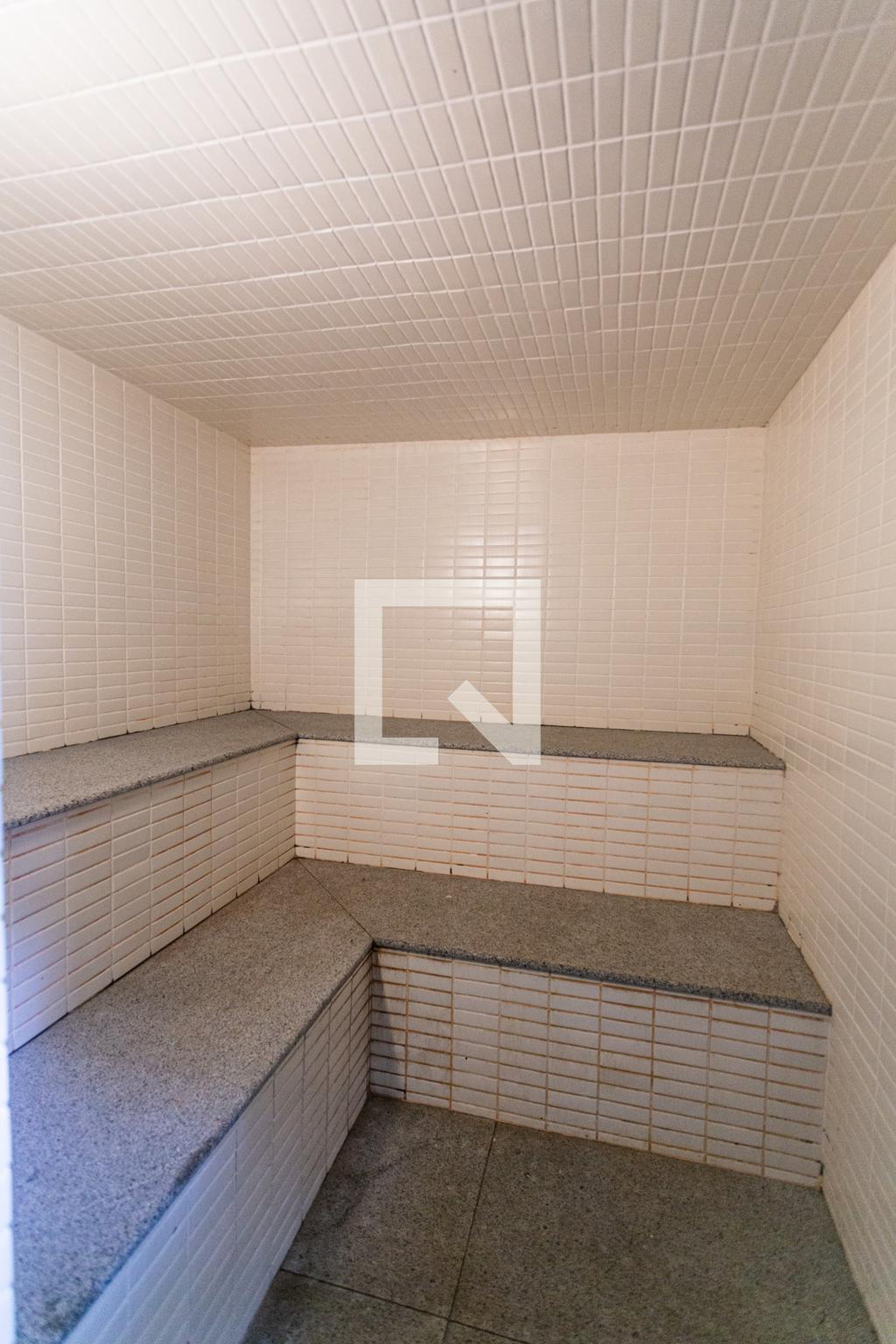 Sauna - Ed Sainte Marie