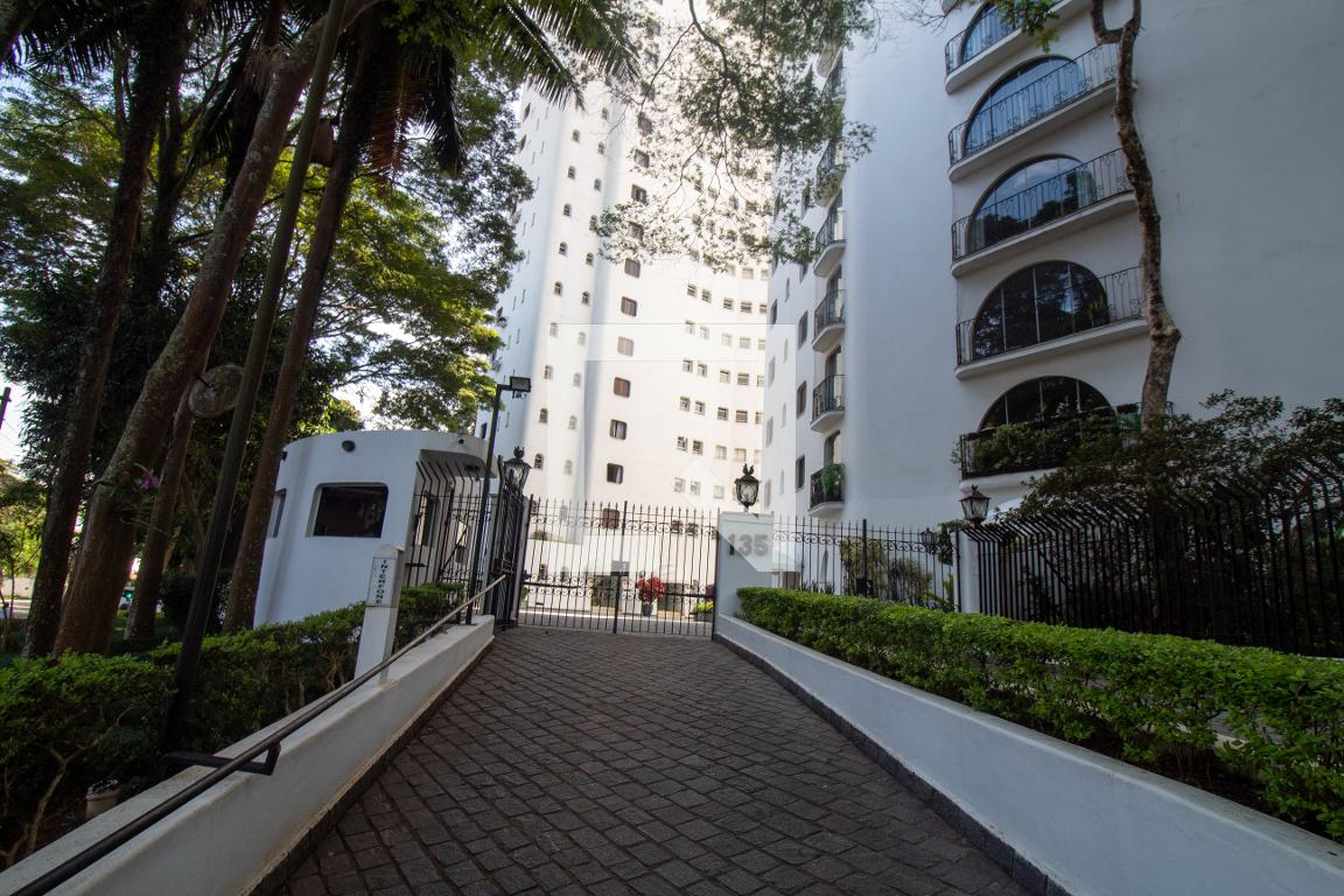 Fachada Condomínio em Rua Marechal Deodoro, 1