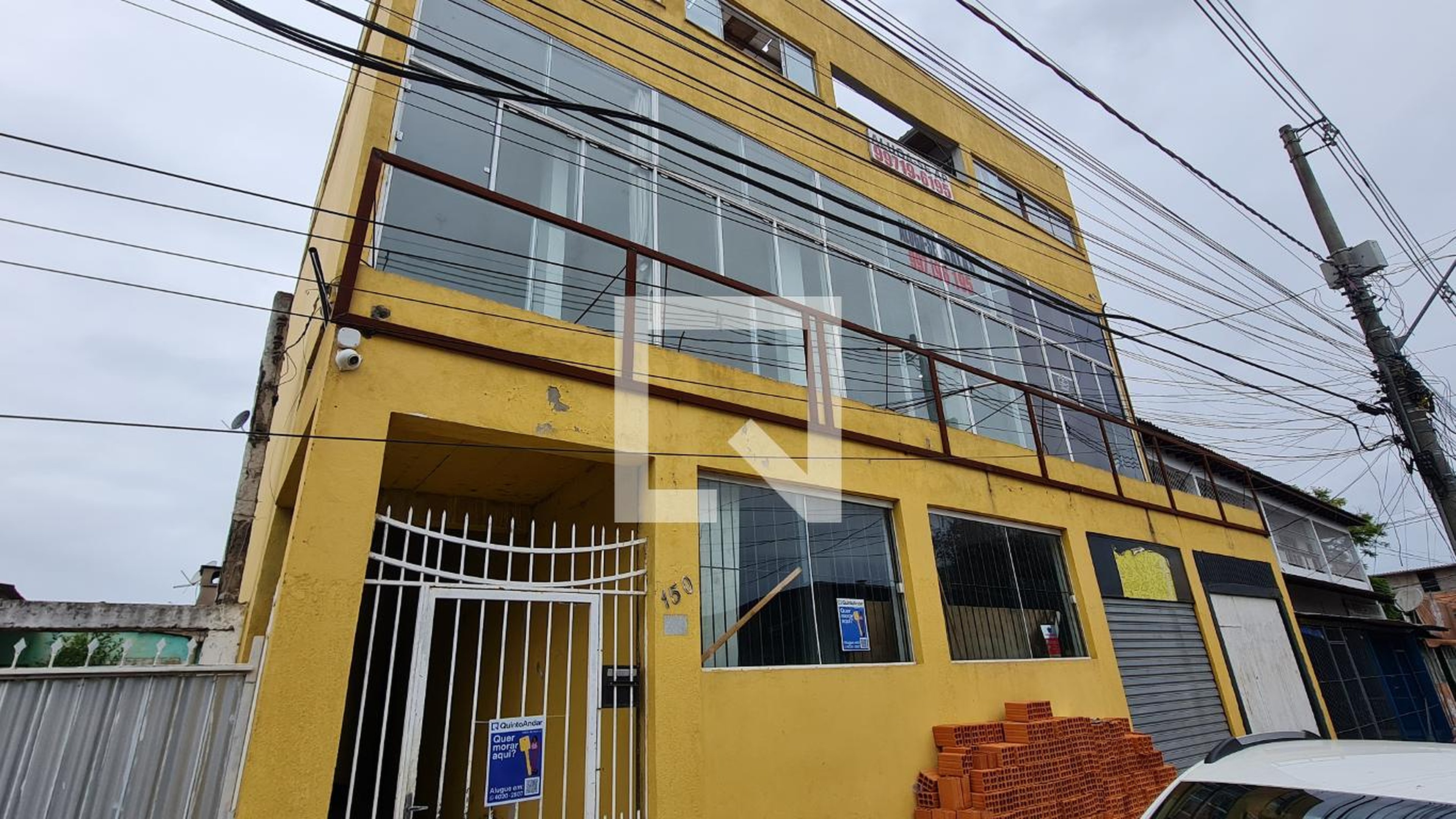 Fachada do Prédio Condomínio em Avenida Bernardino de Oliveira Paim, 150