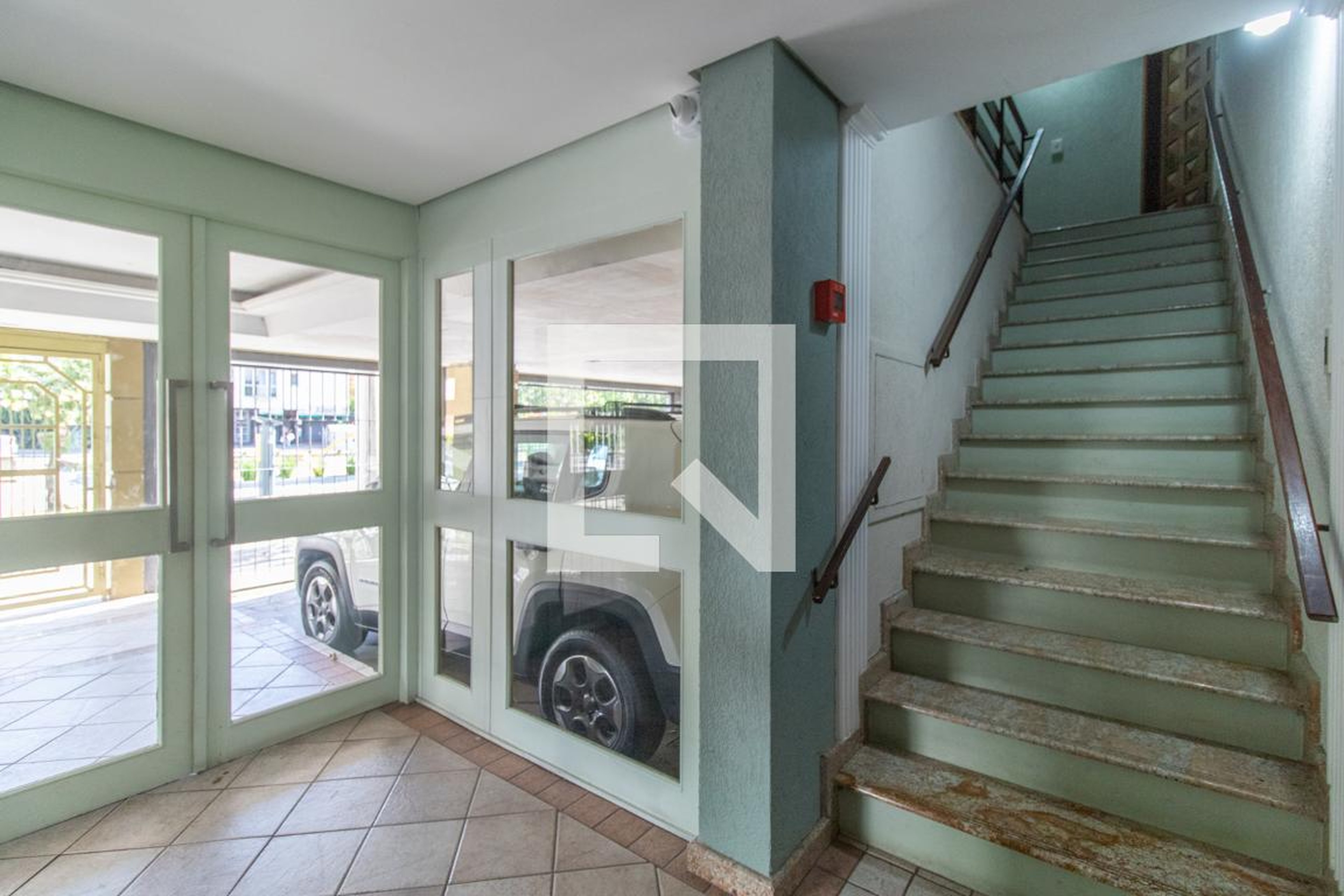 Hall de entrada - Edifício Jalinne