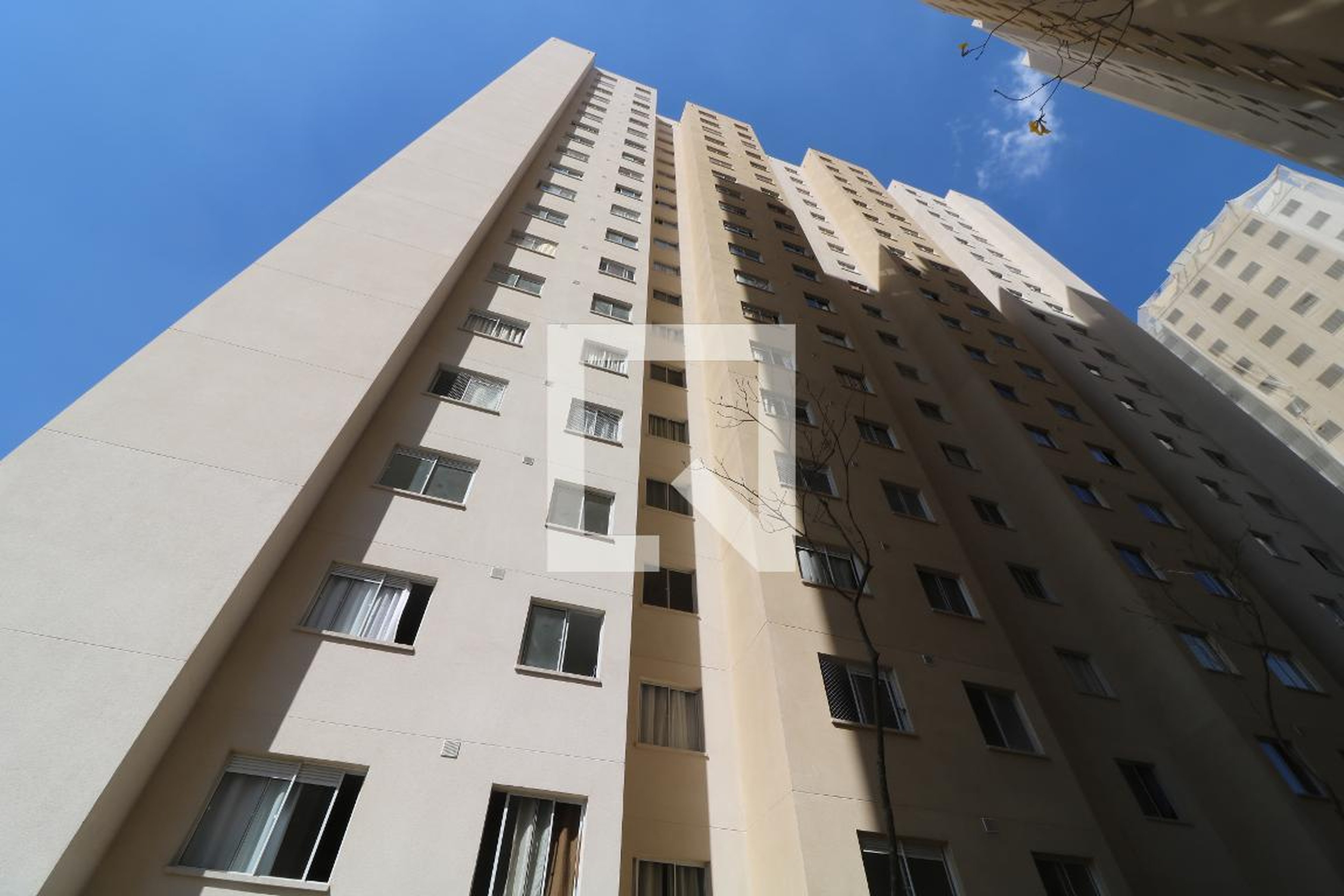 Fachada Condomínio em Avenida Vila Ema, 2280