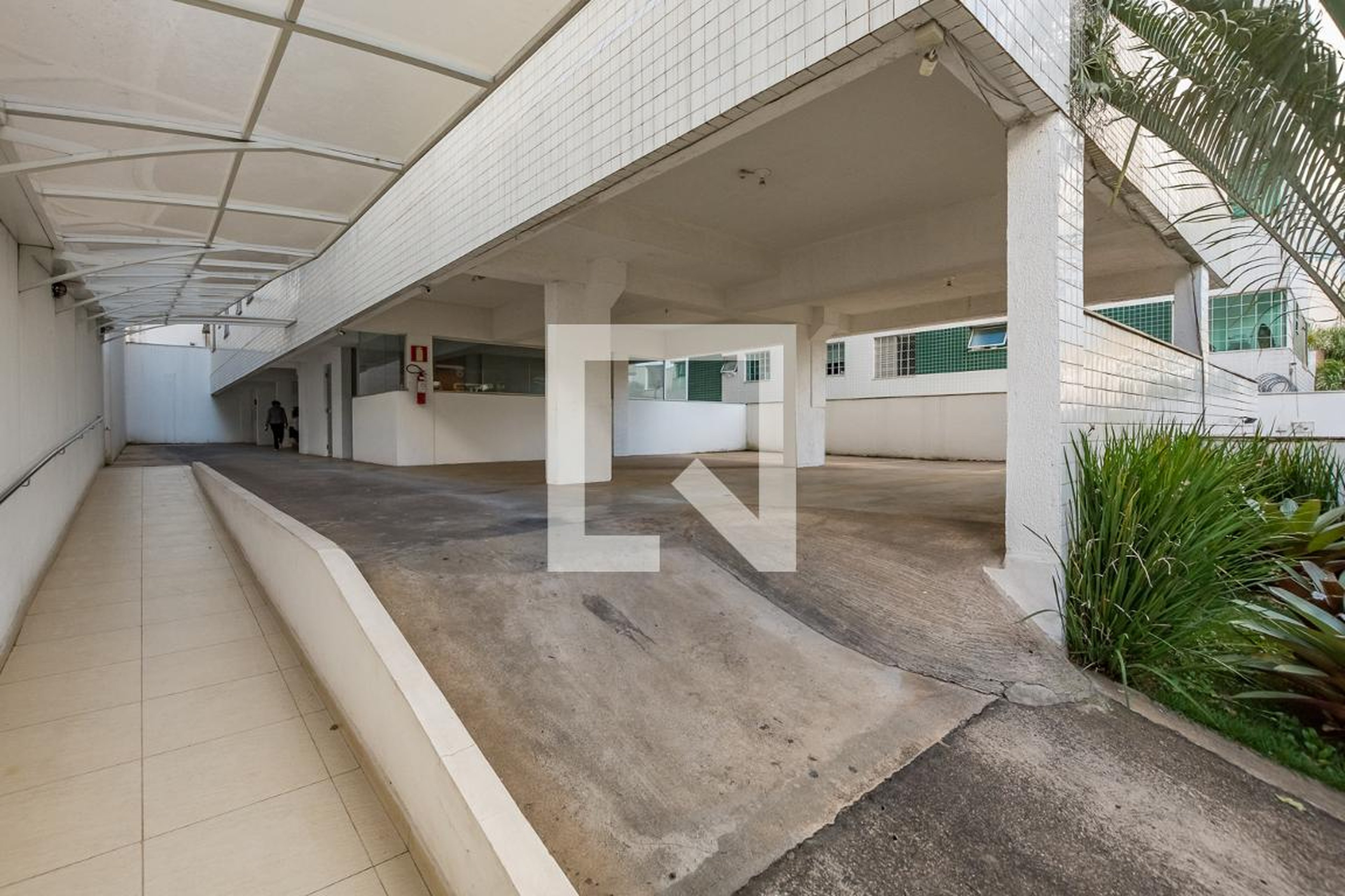 Entrada - Edifício Grand Life Buritis