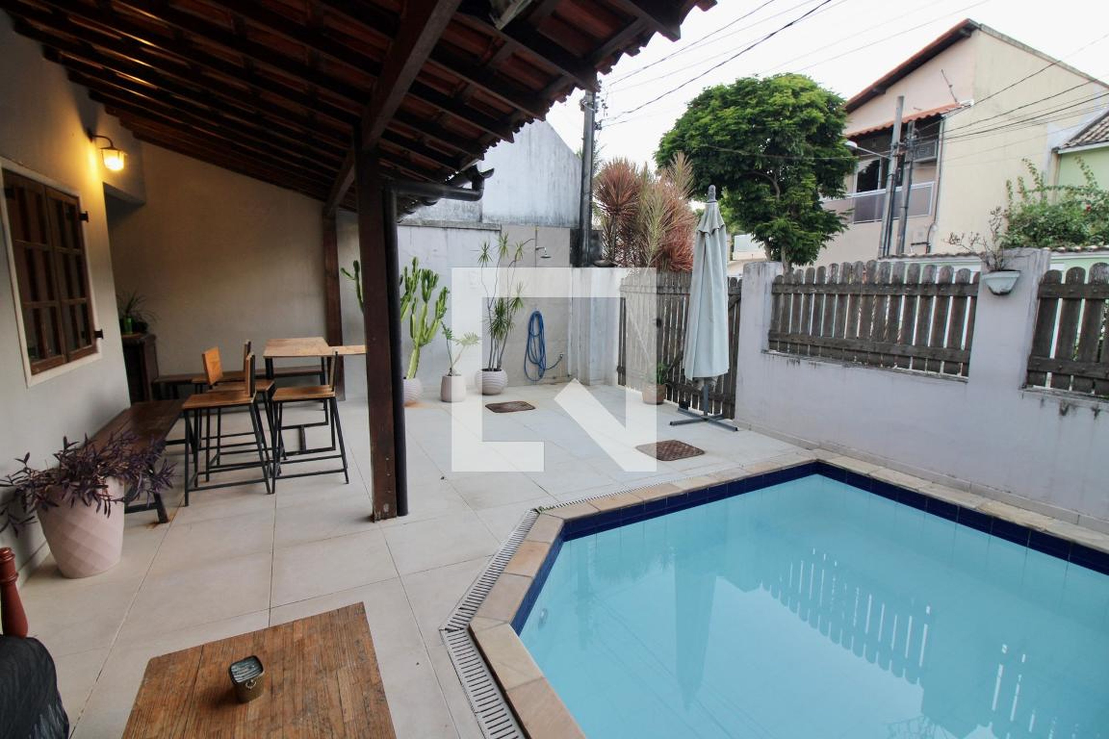 Piscina - Benvindo de Novaes