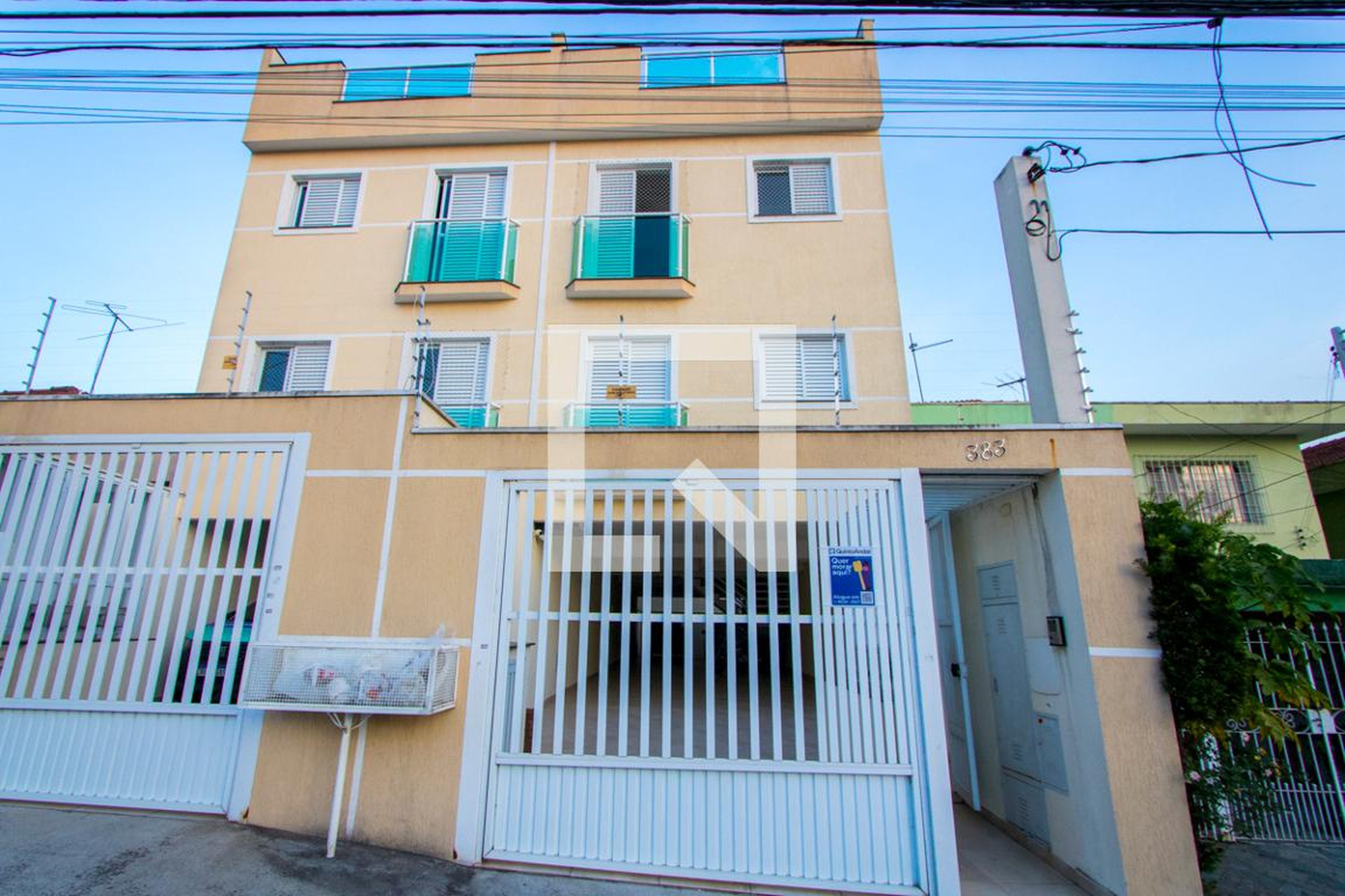 Fachada Condomínio em Rua Dom Silvério Pimenta, 383