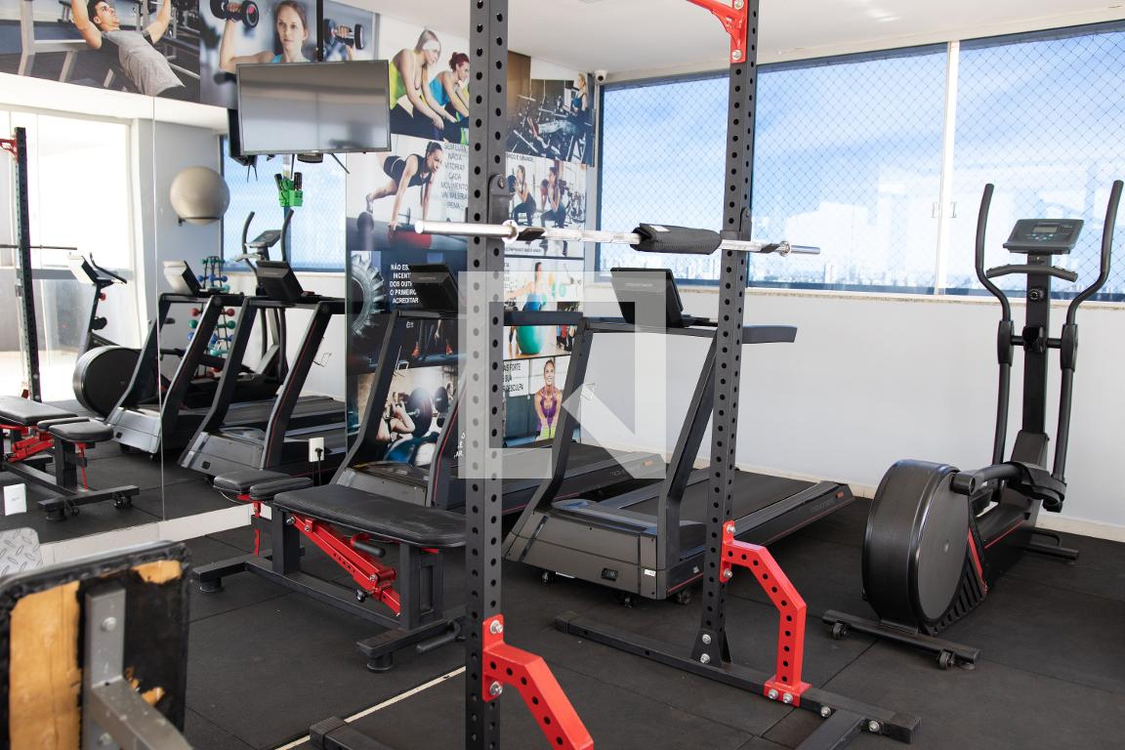 Academia - Toronto Mall Residence