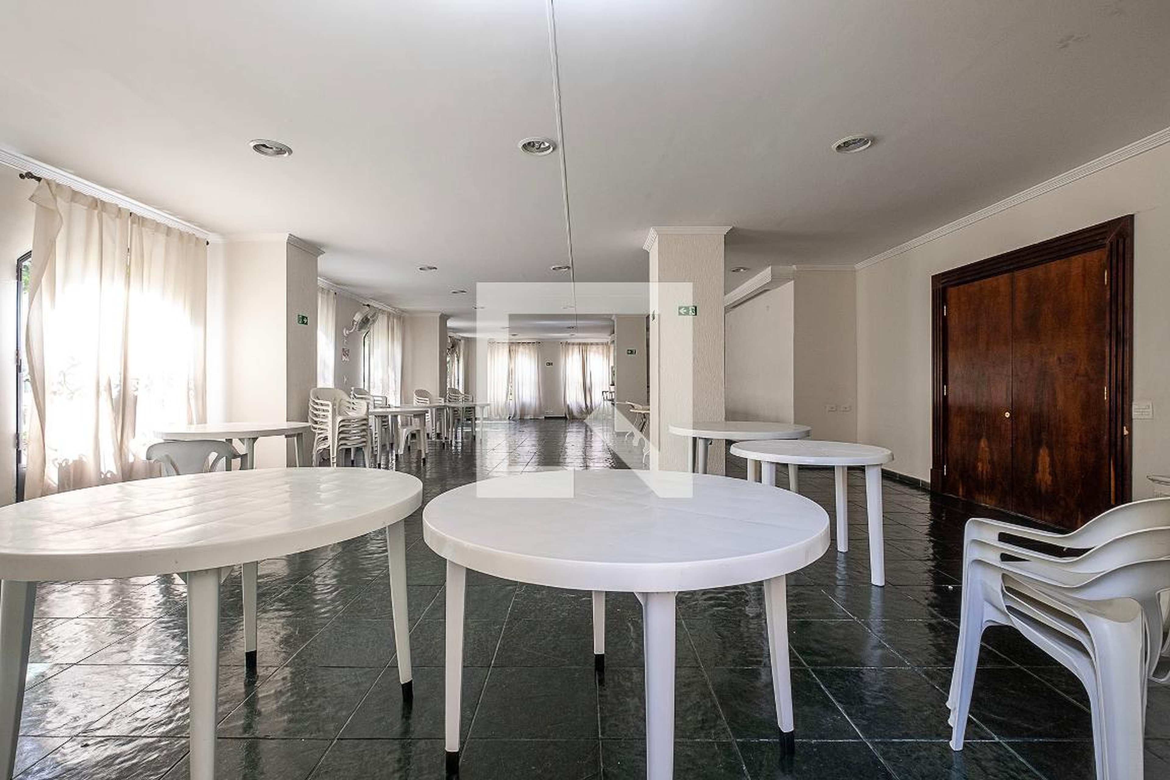 Salão de Festas 1 - Burgos do Sumaré