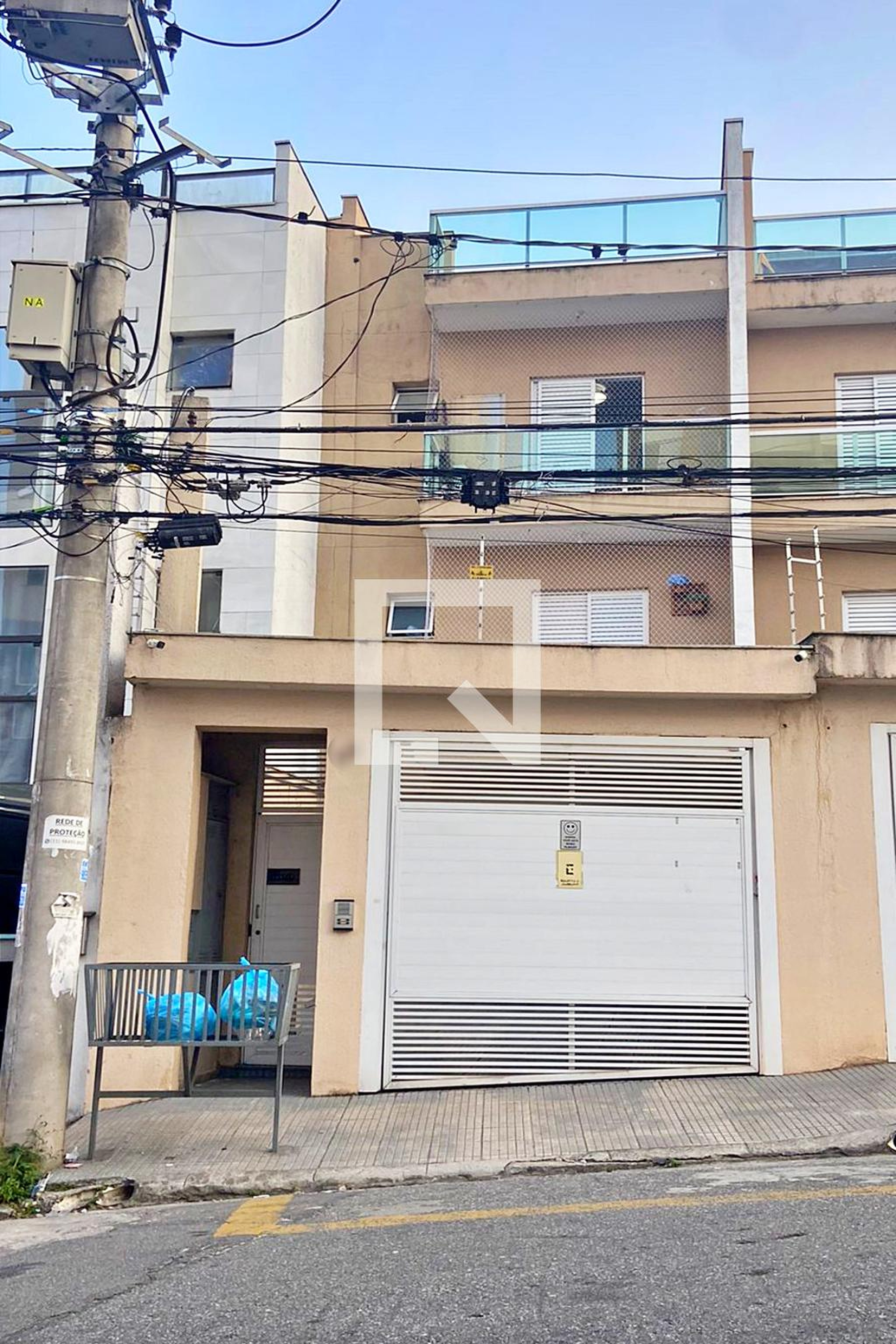 Fachada Condomínio em Rua dos Capuchinhos, 73