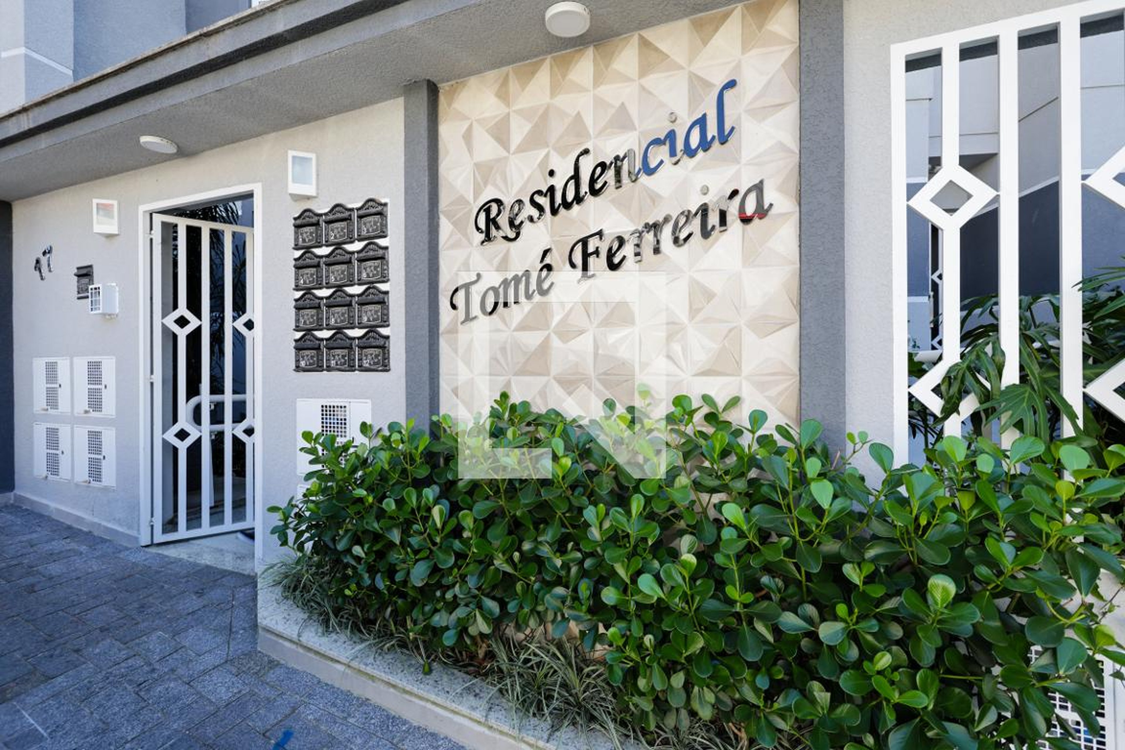 Fachada do condomínio Residencial Tome Ferrreira