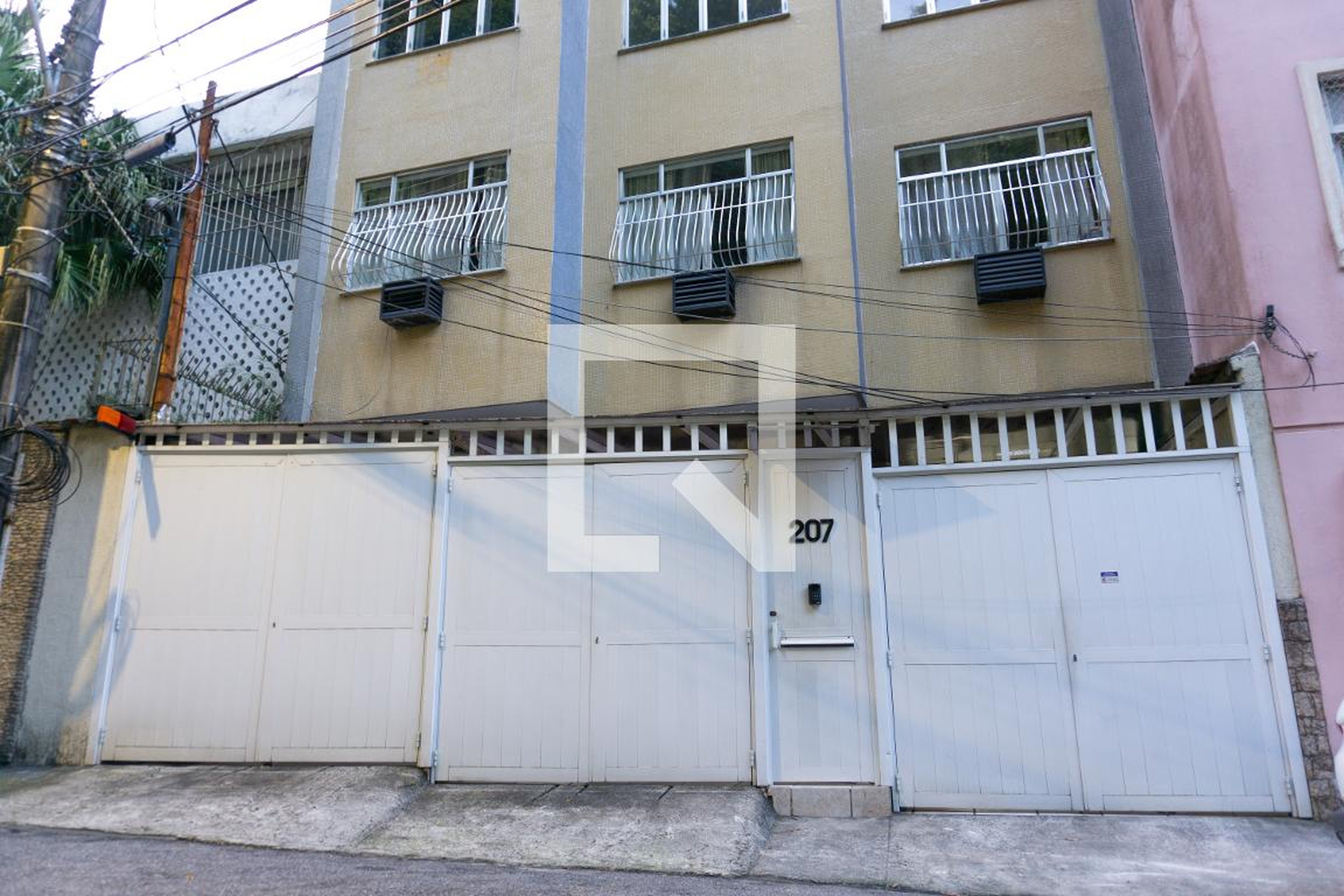 Fachada Edifício Armando Barcelos