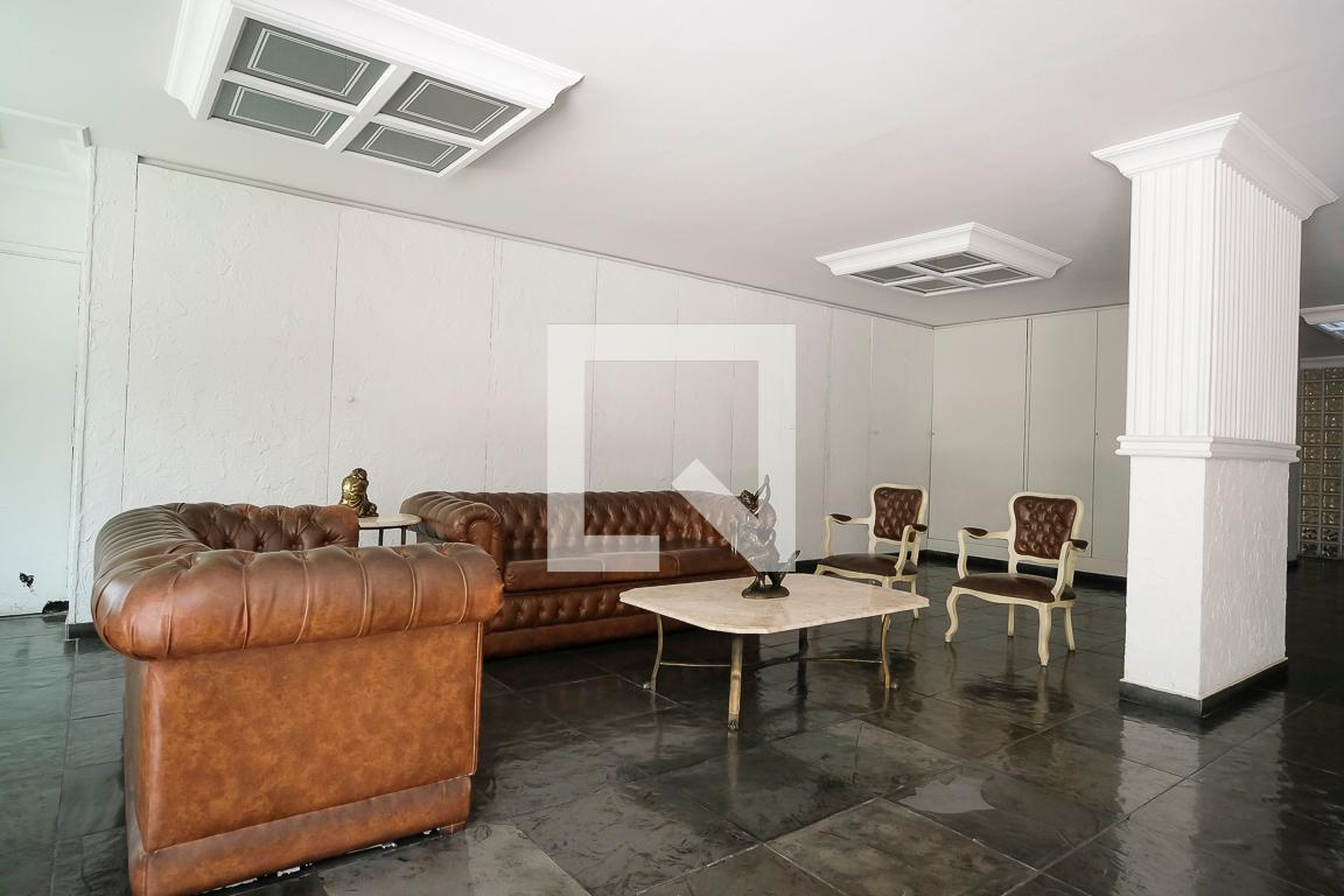 Hall de entrada - Edifício Chanceler