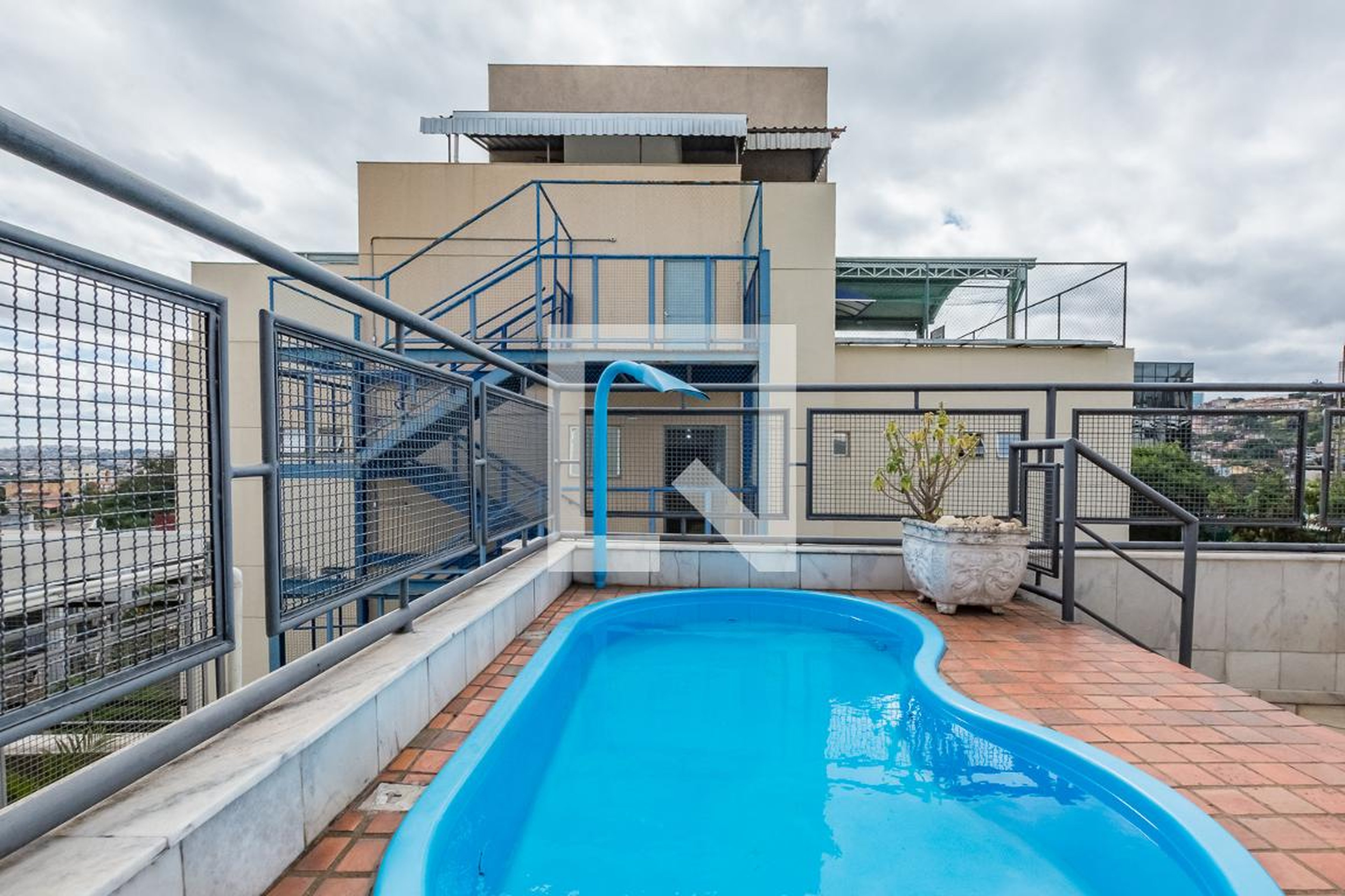 Piscina - Residencial Buganville