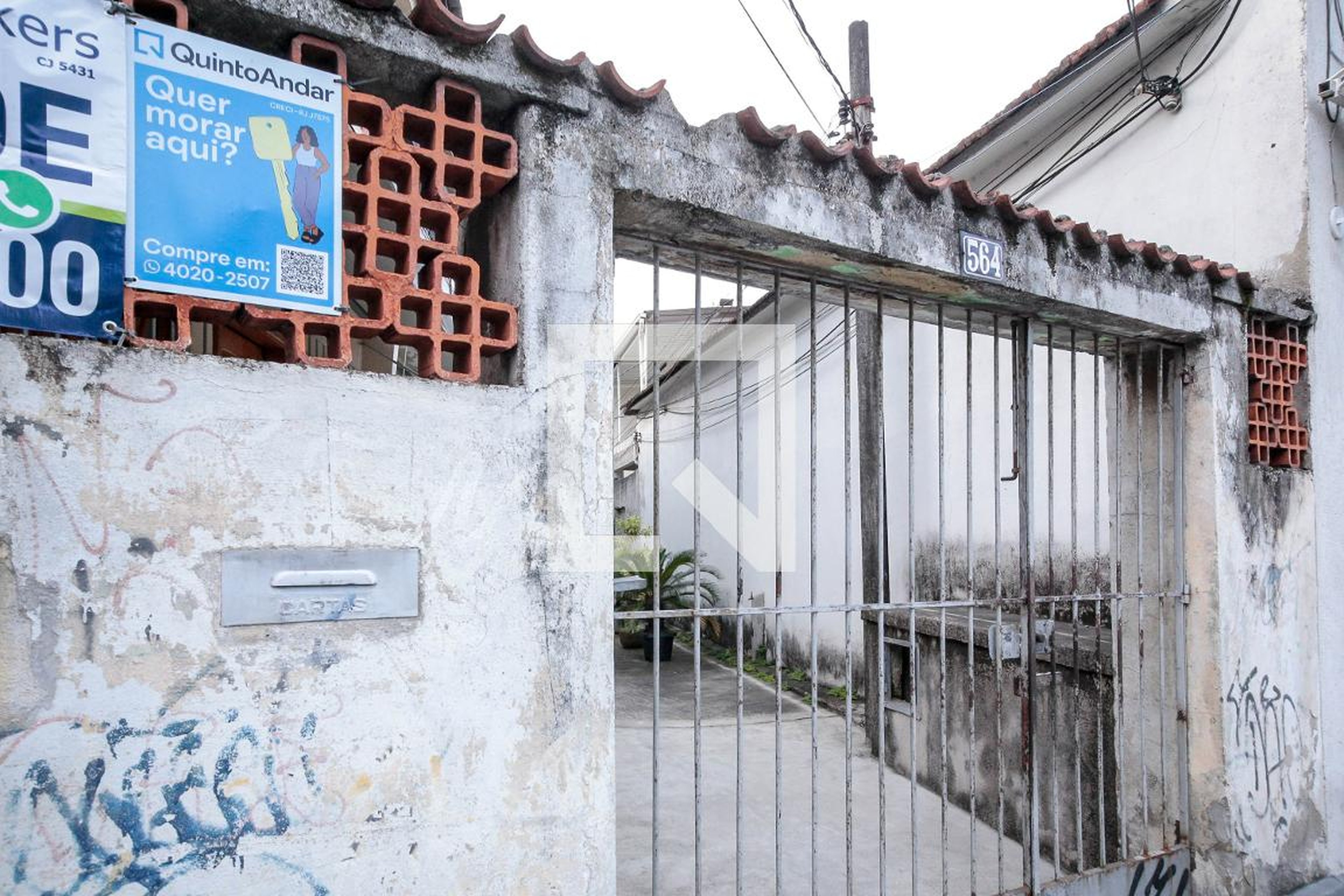 Fachada Condomínio em Rua Borja Reis, 564