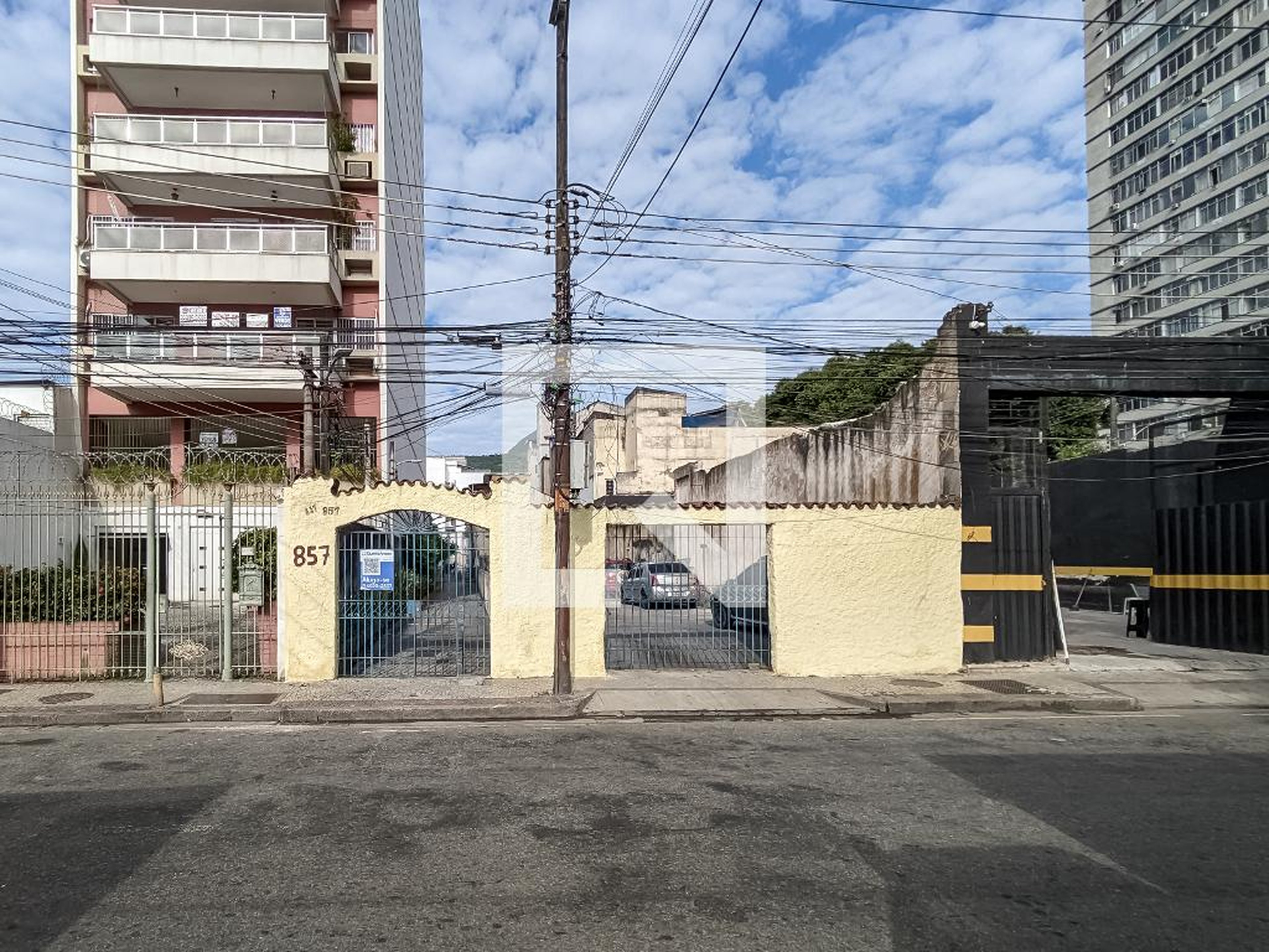 Entrada - Edifício Vila da Felicidade