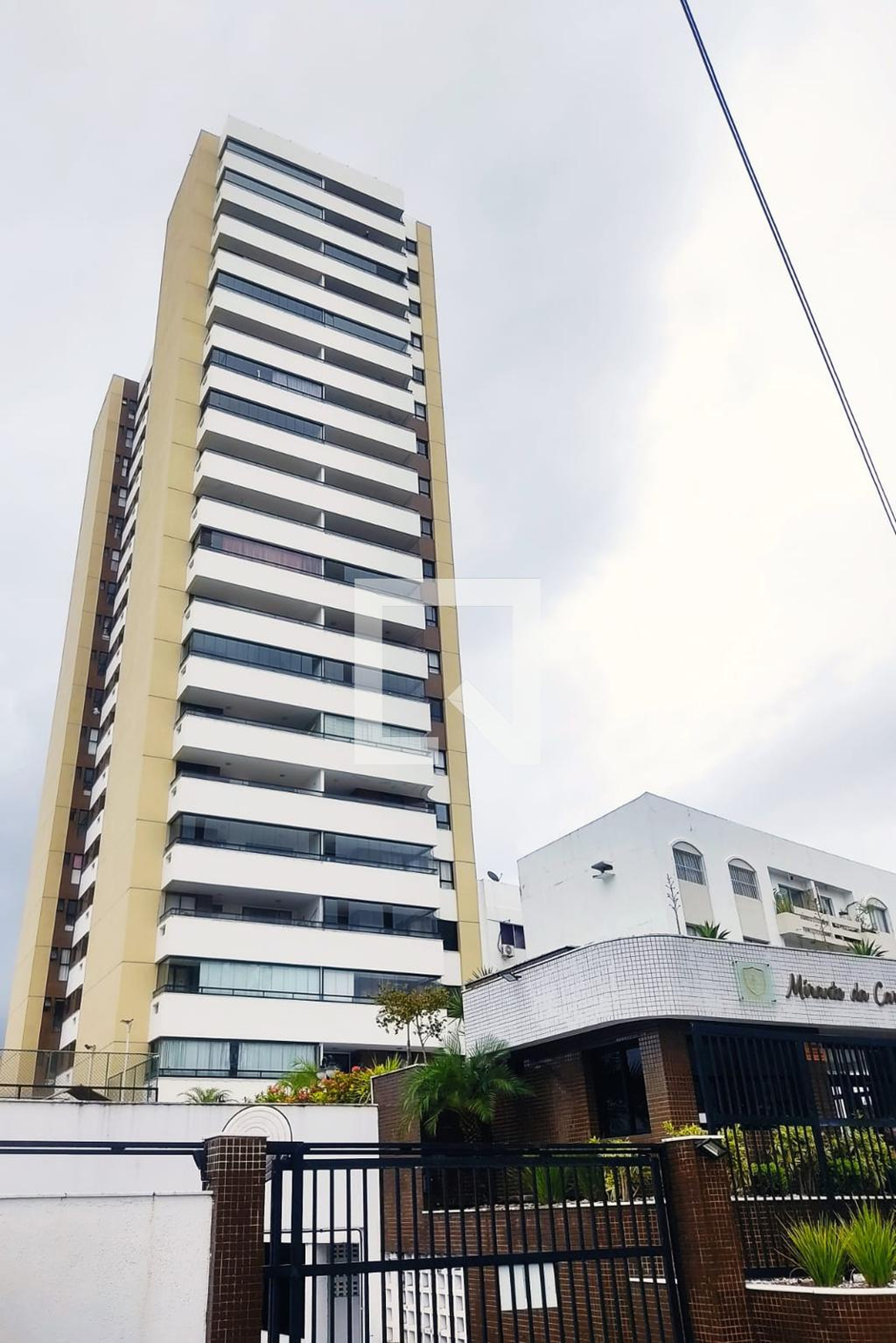 Fachada do Condomínio Condomínio Mirante do Cardeal