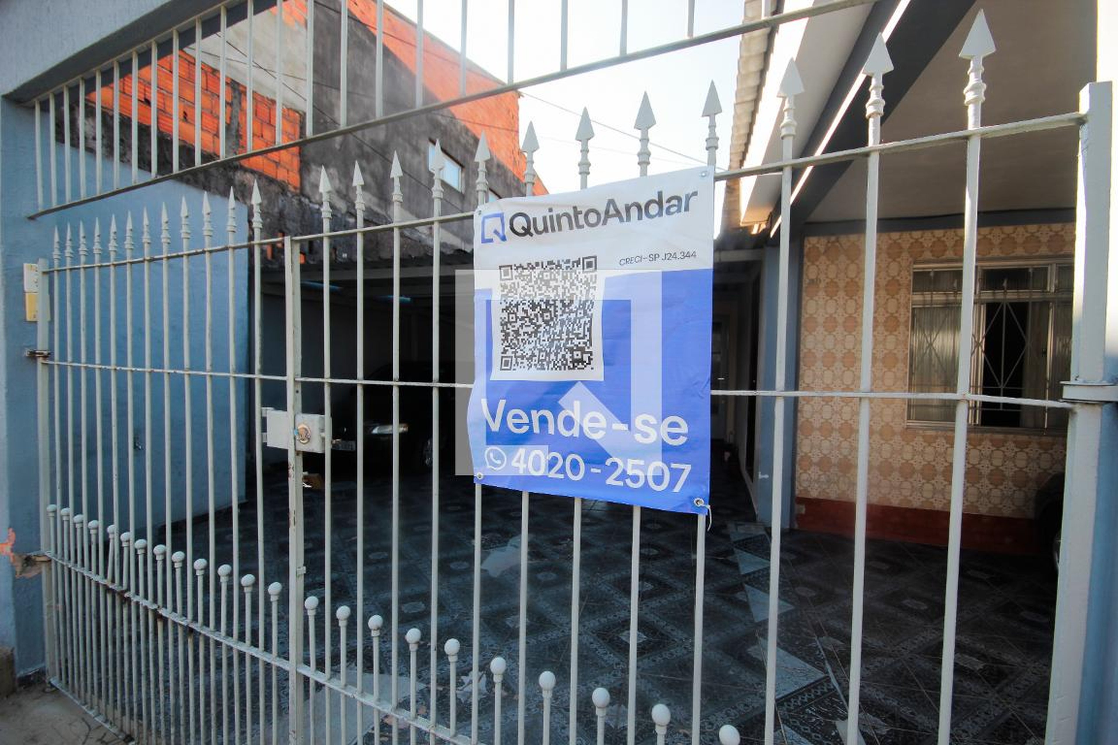 Fachada Condomínio em Rua José Pinto de Almeida, 39