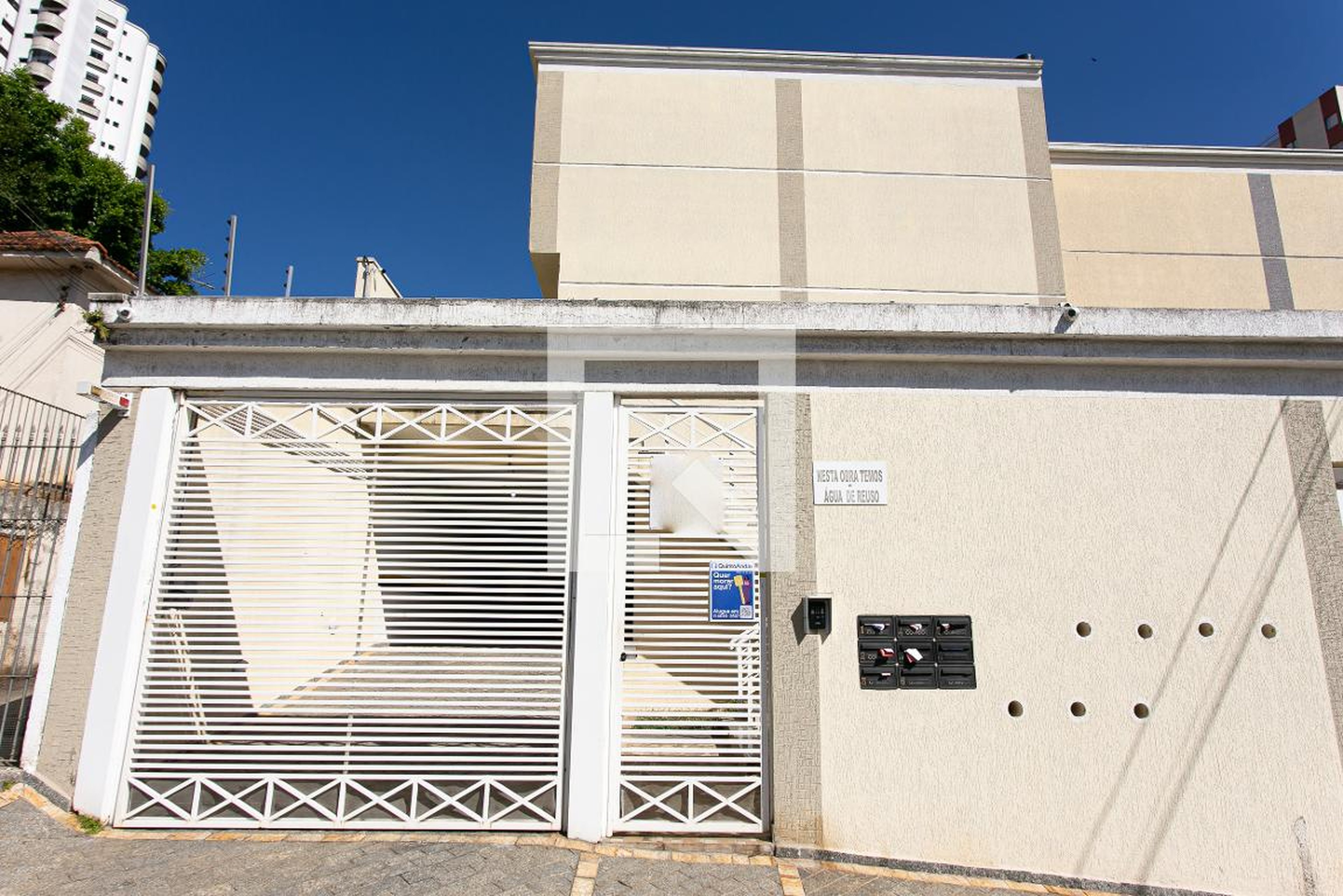 Fachada Condomínio em Rua José Manuel da Fonseca Júnior, 429