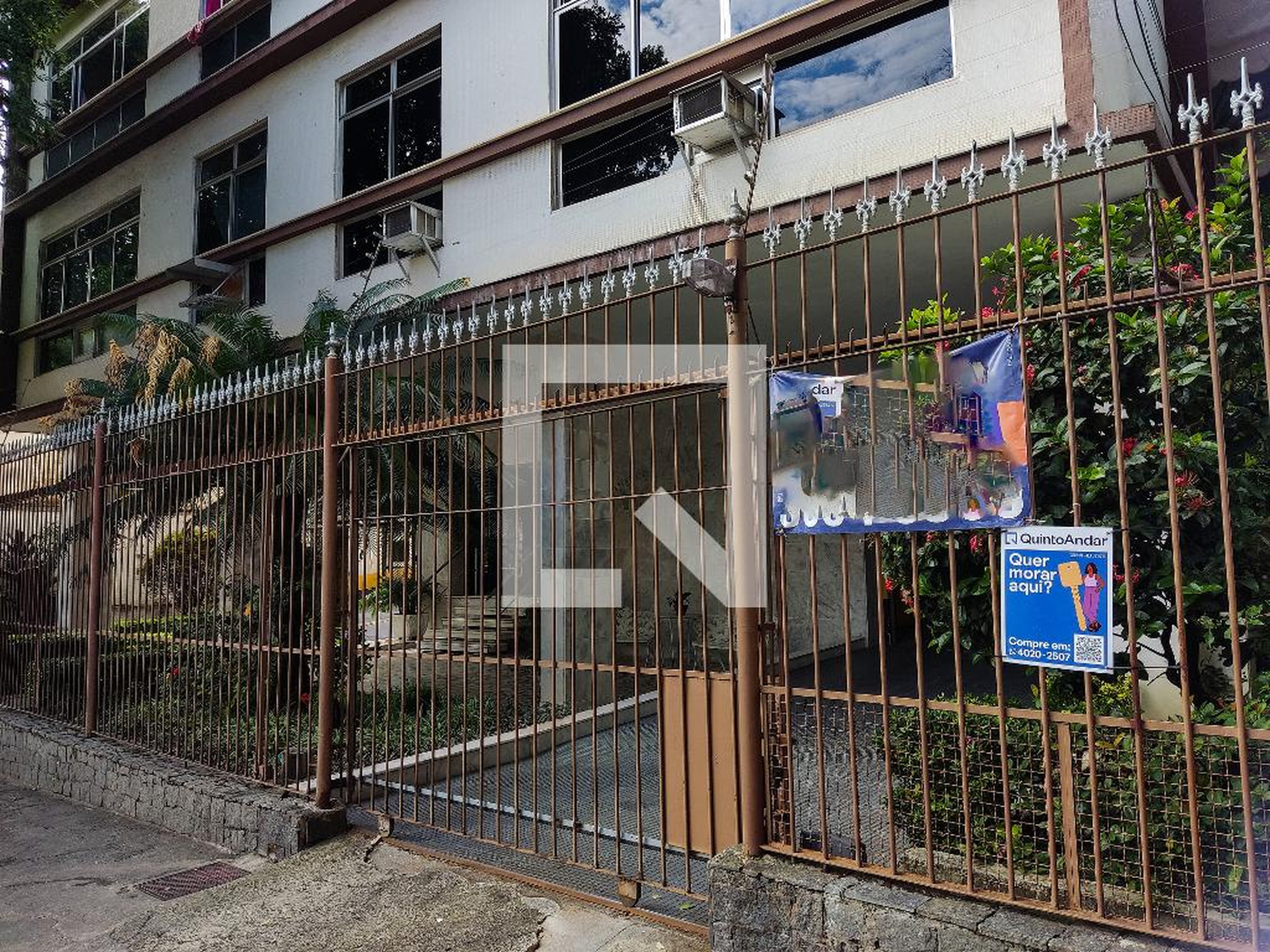 Fachada do Condomínio Condomínio Torre Imperator