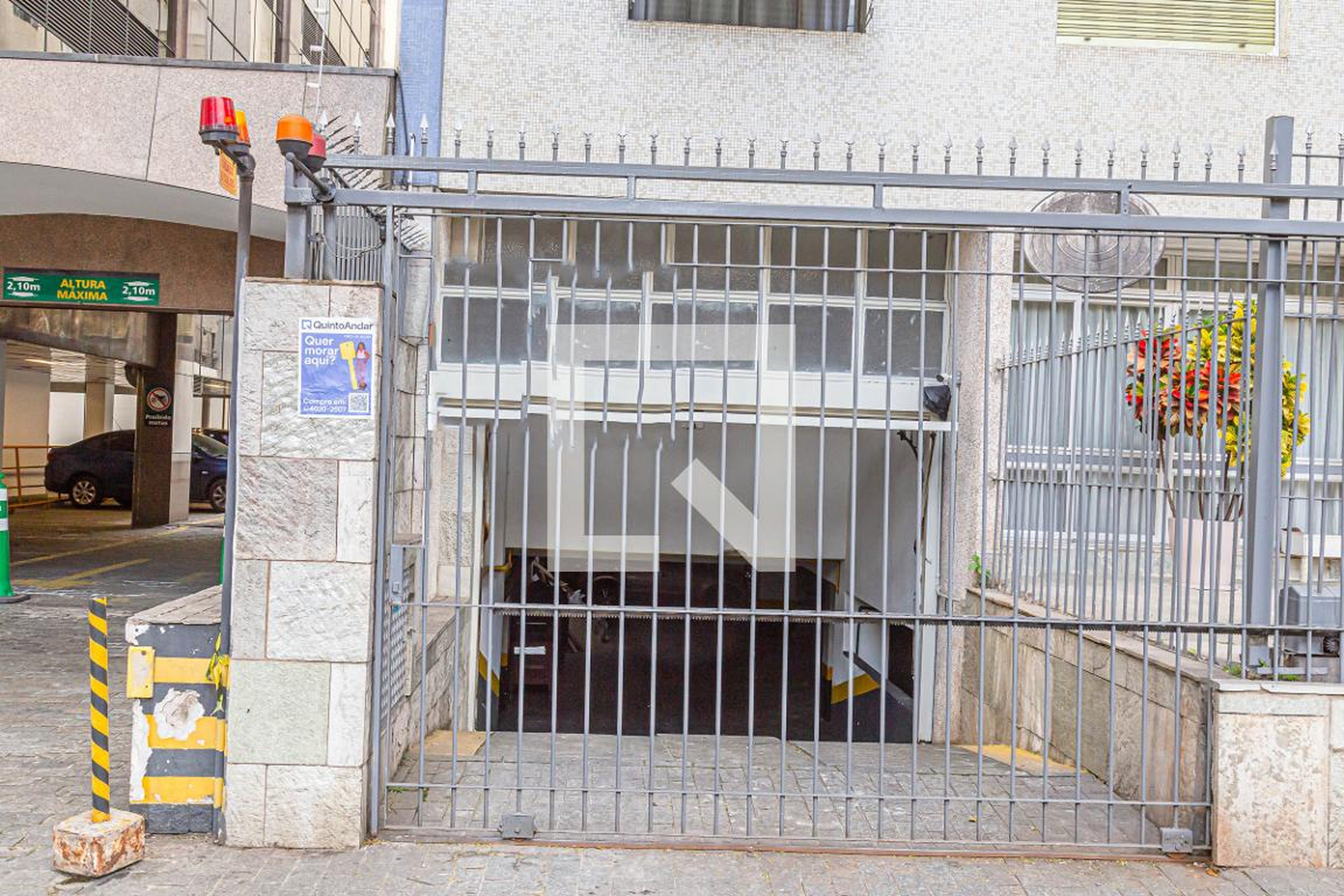 Fachada do Prédio Condomínio Anita