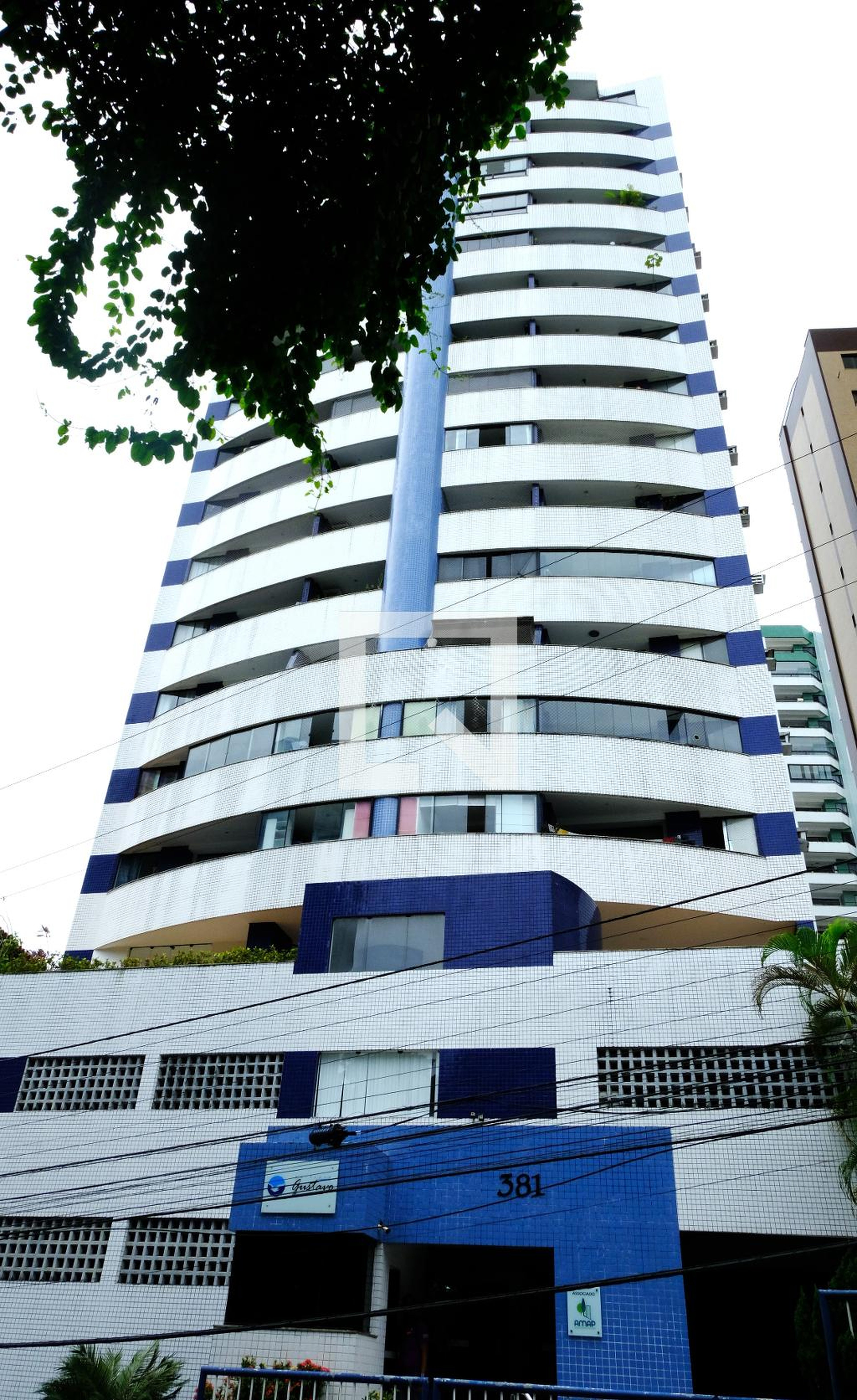 Fachada do Prédio Condomínio em Rua Tenente Fernando Tuy, 498