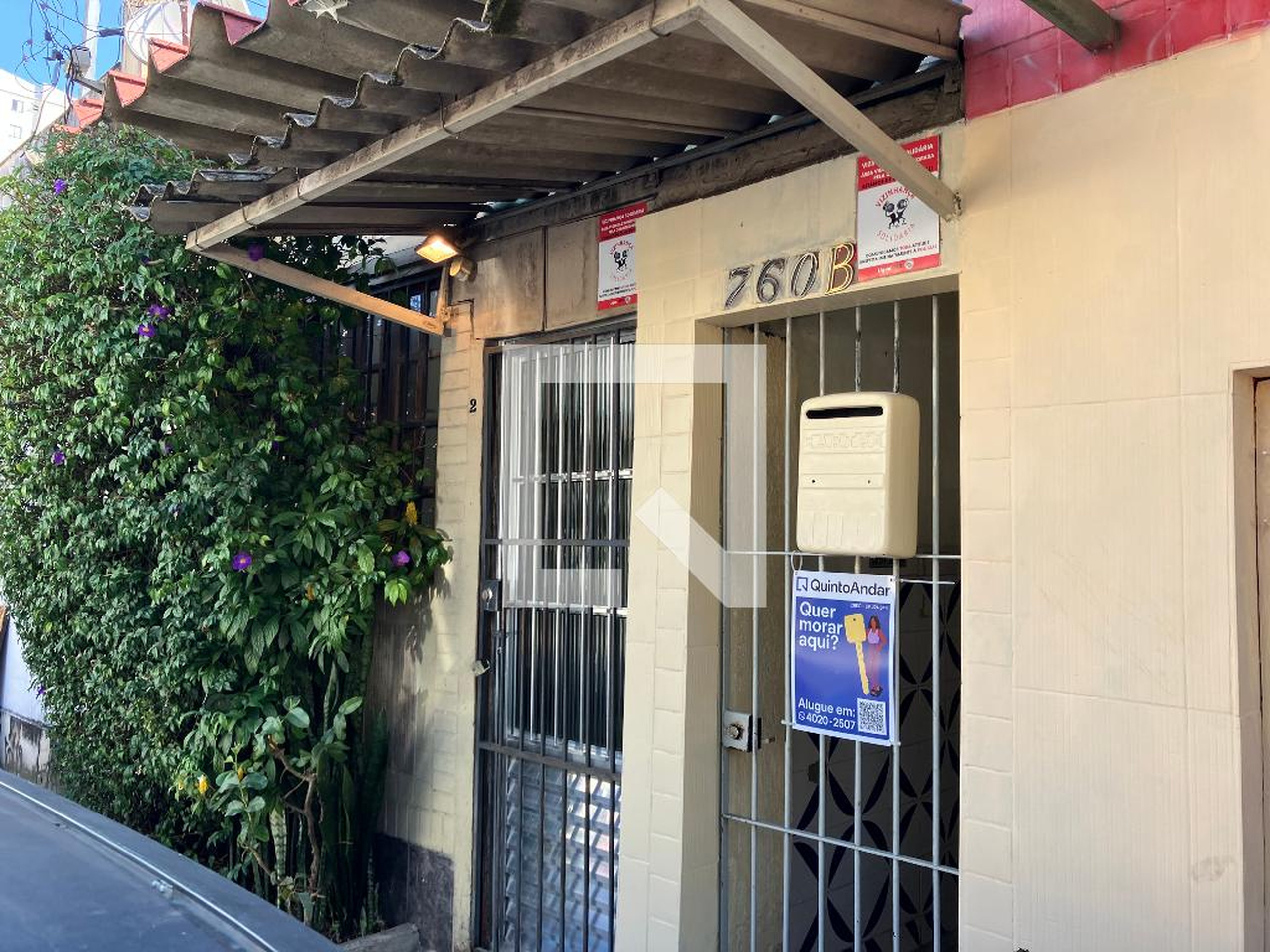 Fachada Condomínio em Rua dos Buritis, 760b