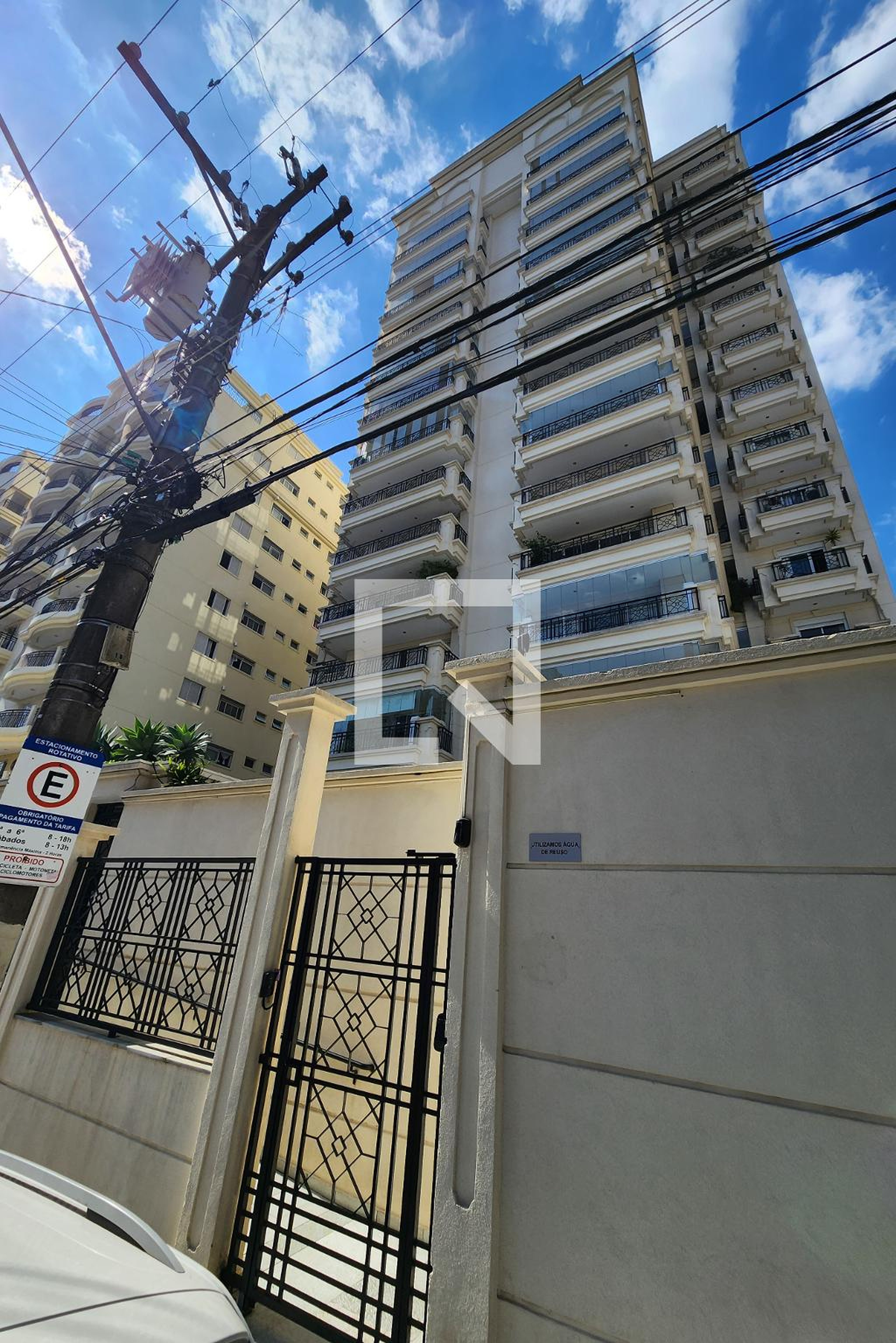 Fachada Edifício Place Du Tertre Residence