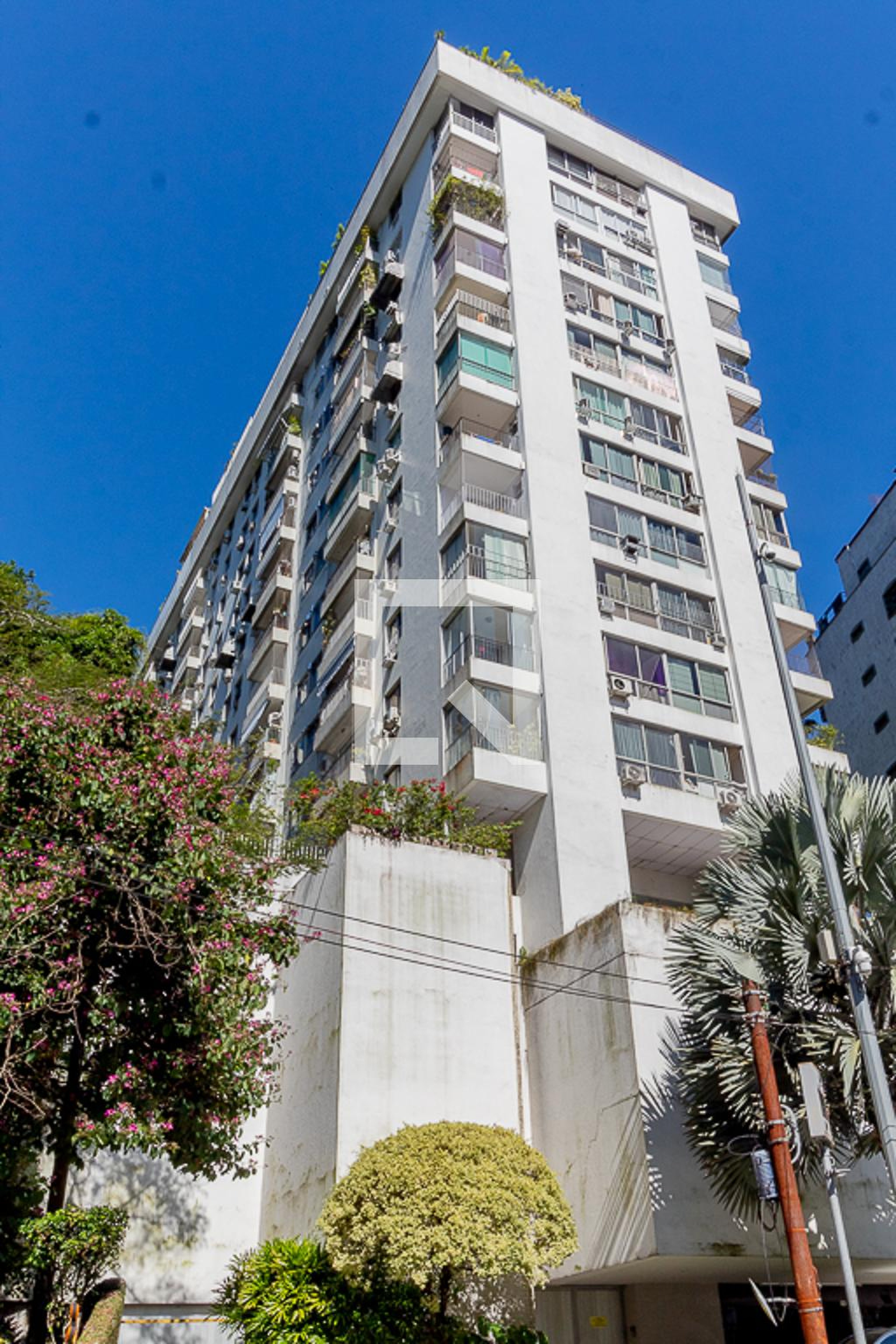 Fachada Condomínio Daniel Maclise