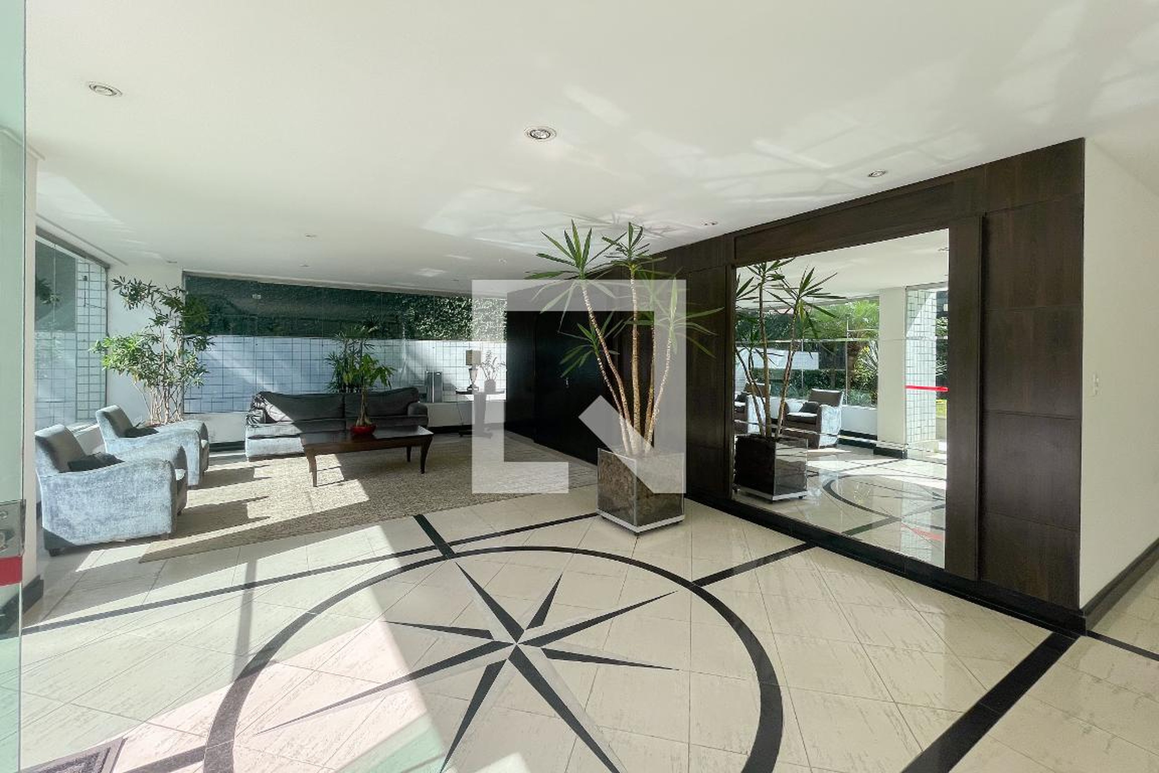 Hall - Edifício Lyon