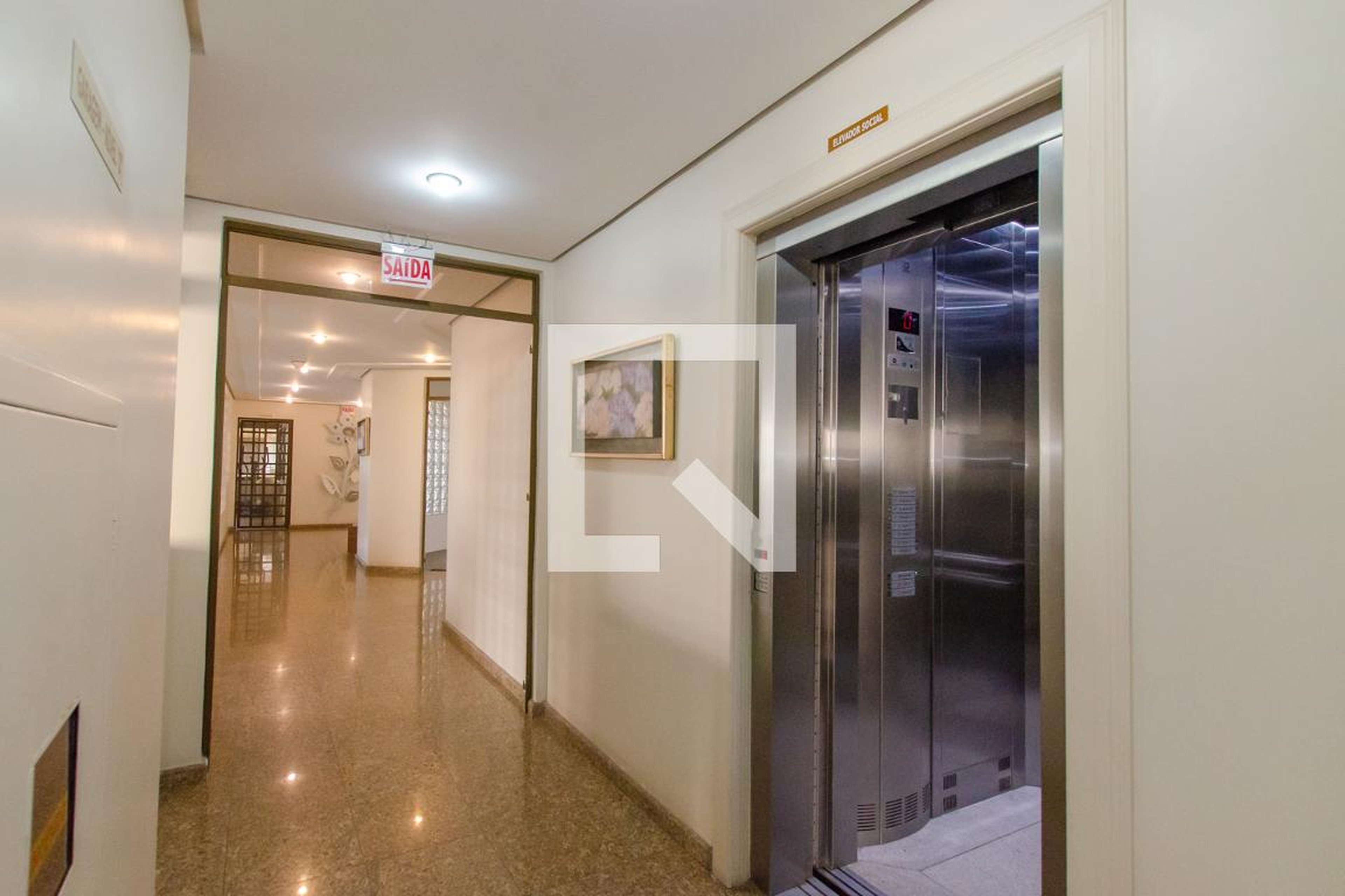 Área comum - Boulevard Du Nord