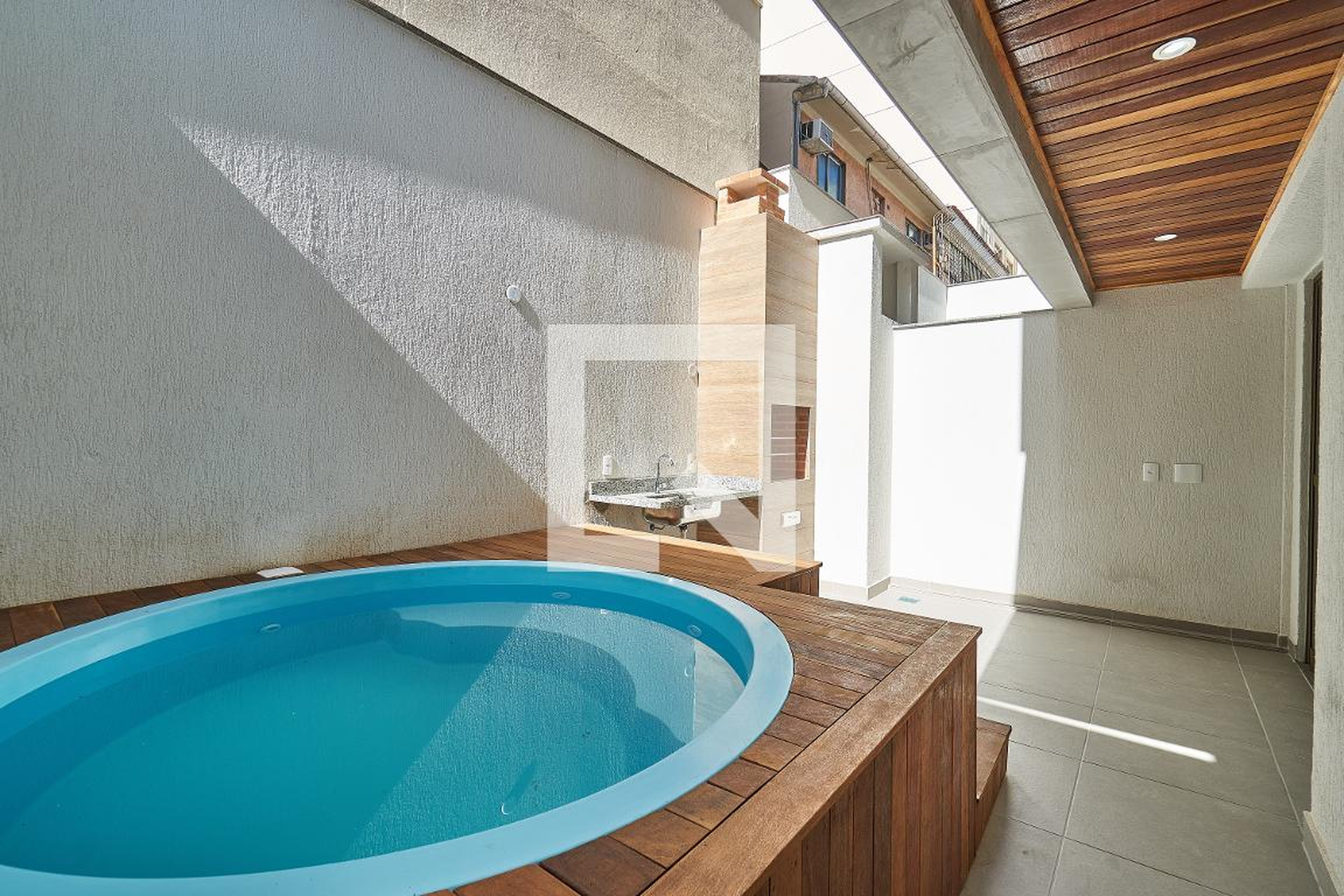 Piscina - Edifício Solar de Torino