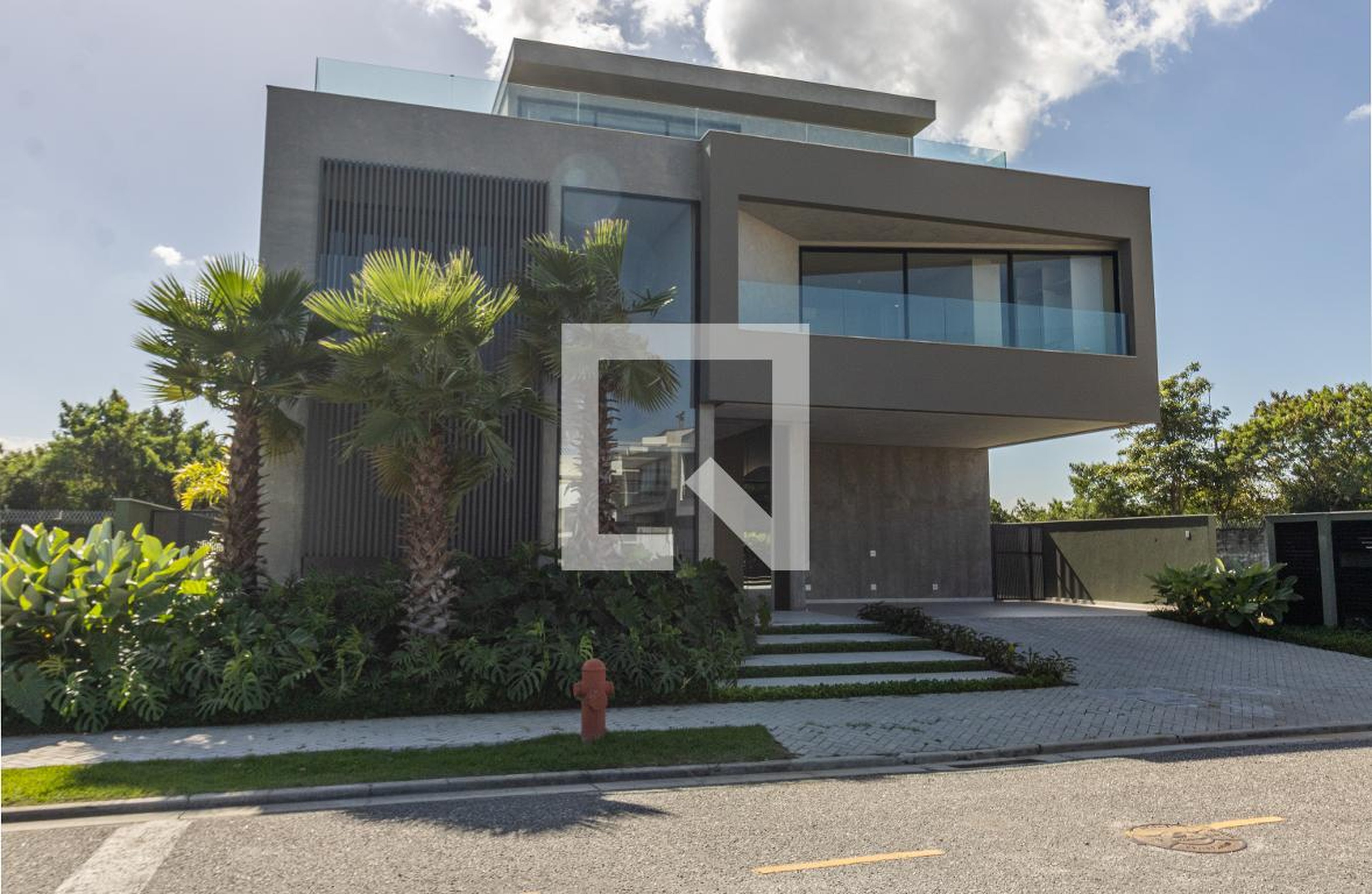 Fachada Condomínio Alphaville